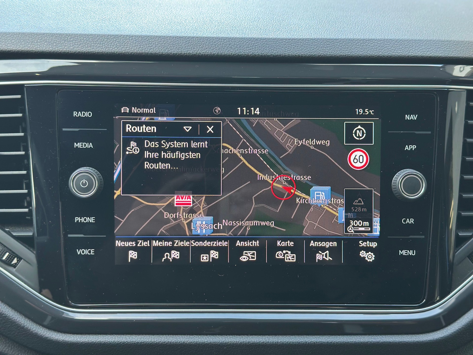 VW T-Roc 2.0 TSI Sport DSG 4Motion-image-12