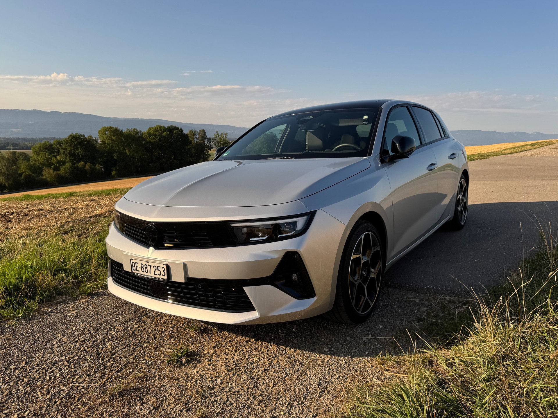 OPEL 1.6 T PHEV 180 Ultimate-image-0