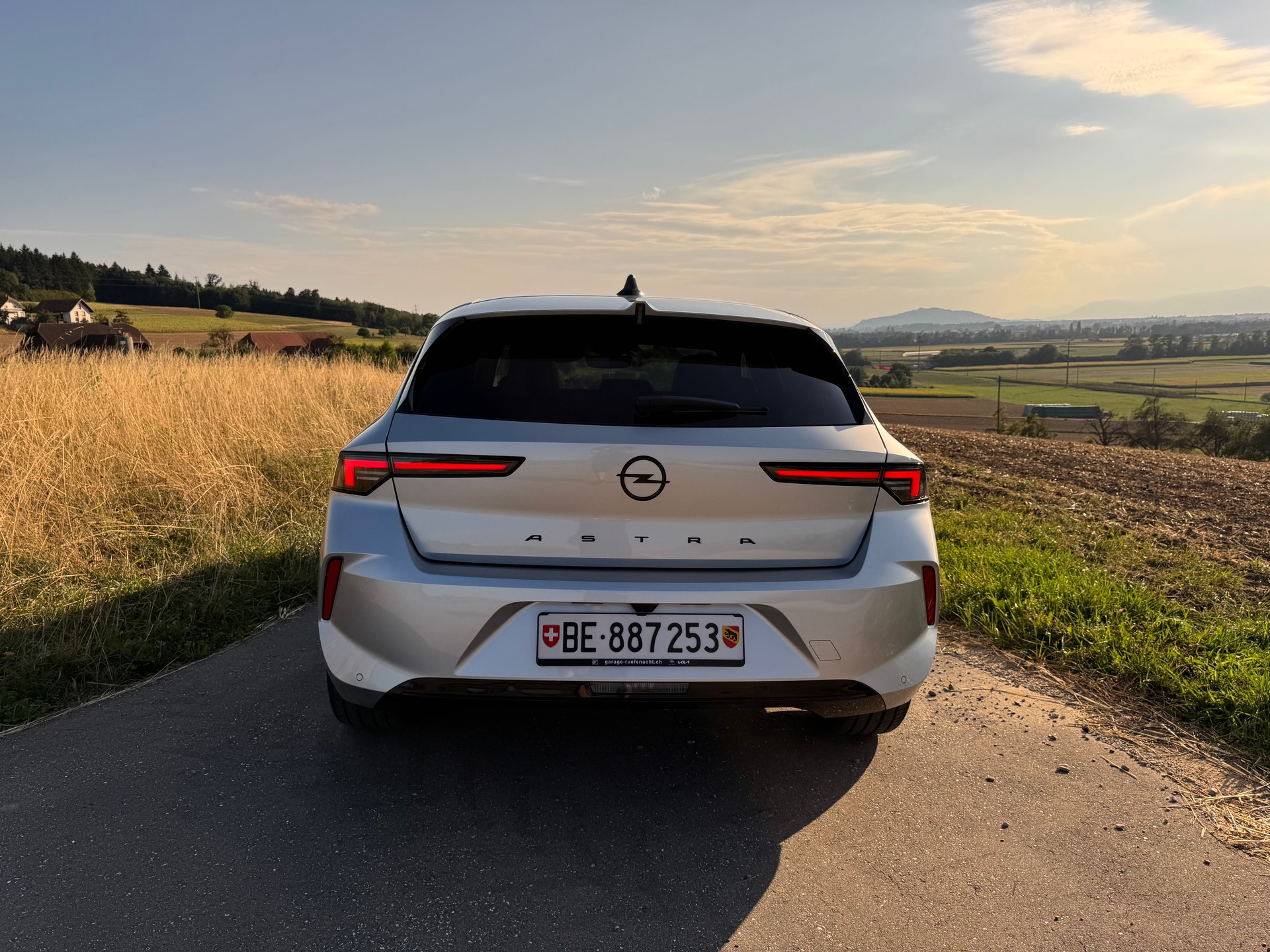 OPEL 1.6 T PHEV 180 Ultimate-image-2