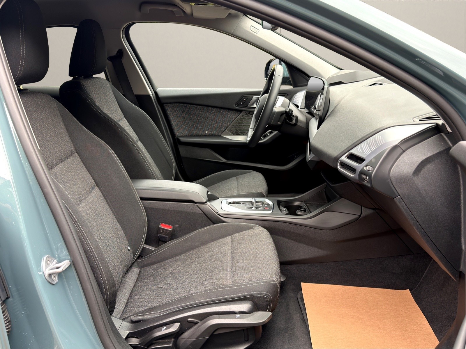 BMW 120 Steptronic-image-10