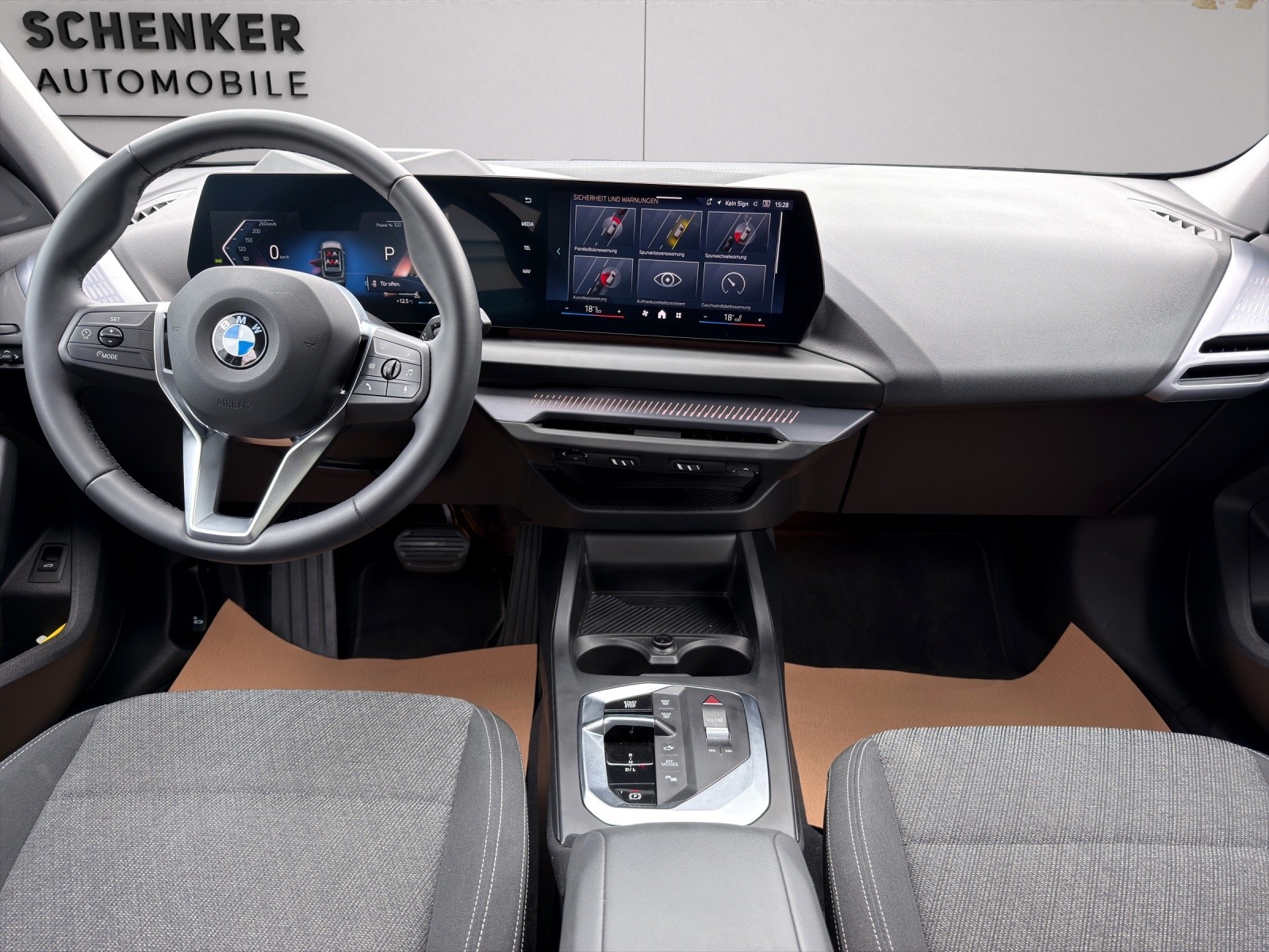 BMW 120 Steptronic-image-12