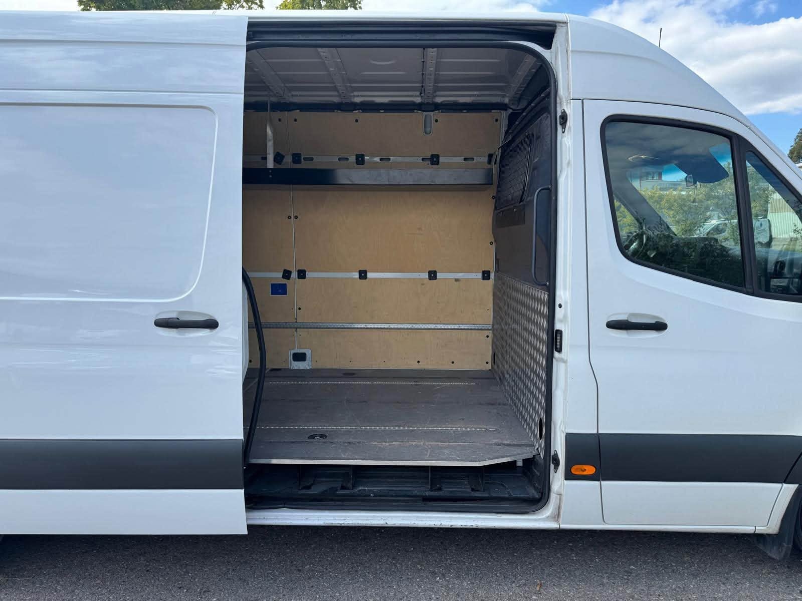 MERCEDES-BENZ Sprinter 314 CDI Lang 7G-TRONIC PLUS-image-9