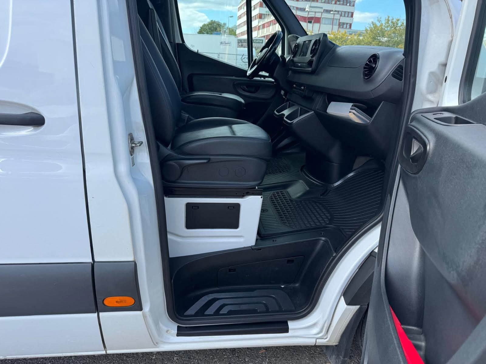 MERCEDES-BENZ Sprinter 314 CDI Lang 7G-TRONIC PLUS-image-10