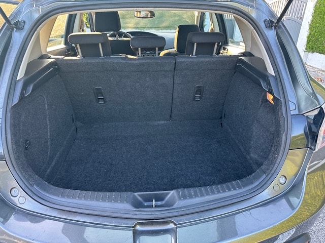 MAZDA 1.6 Exclusive-image-3