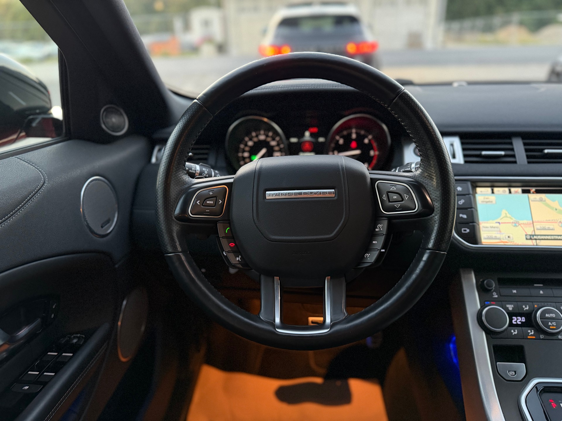 LAND ROVER Range Rover Evoque 2.0 TD4 HSE Dynamic AT9-image-16