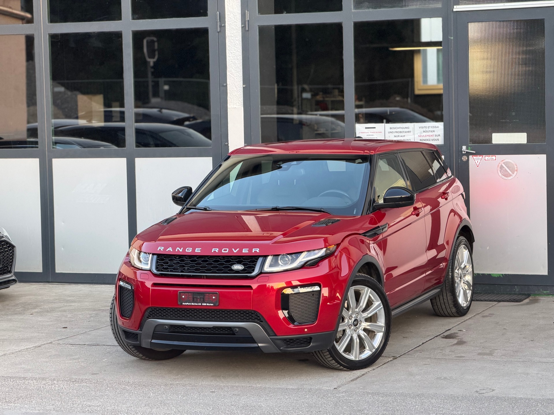 LAND ROVER Range Rover Evoque 2.0 TD4 HSE Dynamic AT9-image-0