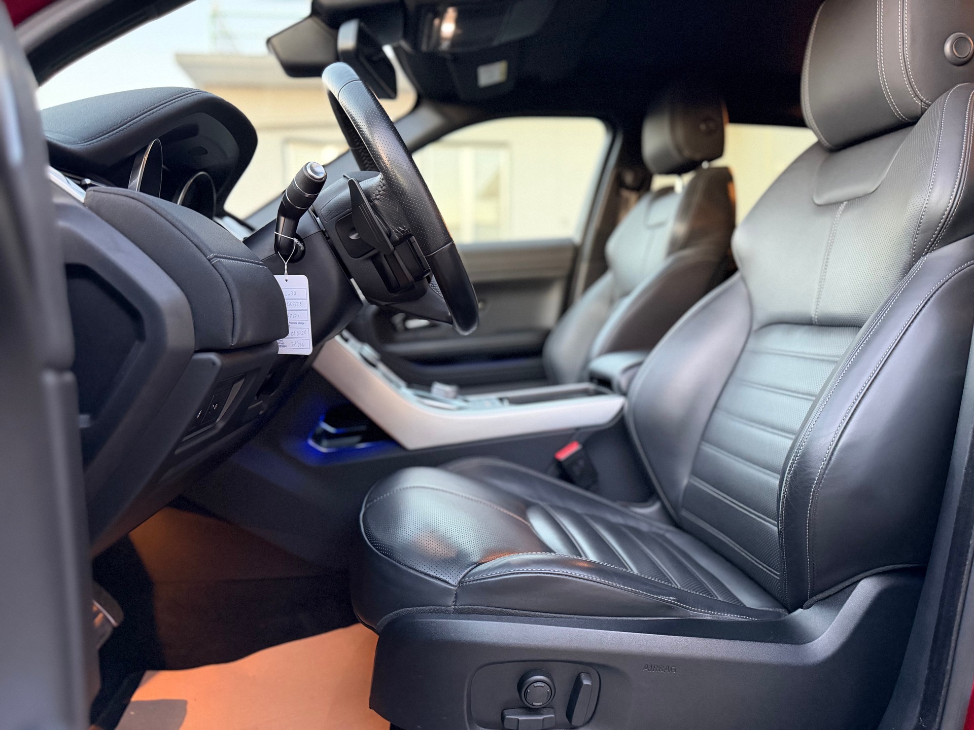 LAND ROVER Range Rover Evoque 2.0 TD4 HSE Dynamic AT9-image-10
