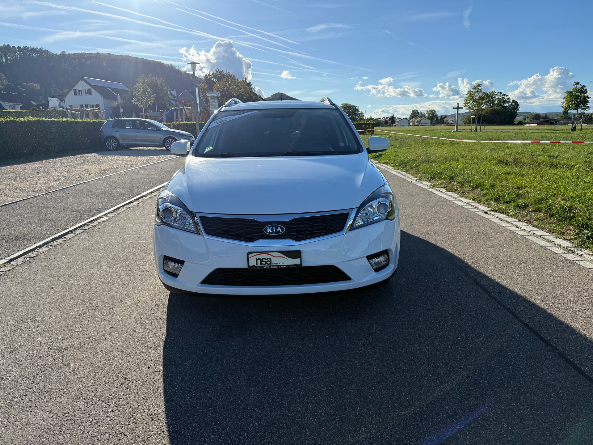 KIA Cee'd Sporty Wagon 1.4 16V Basic-image-0