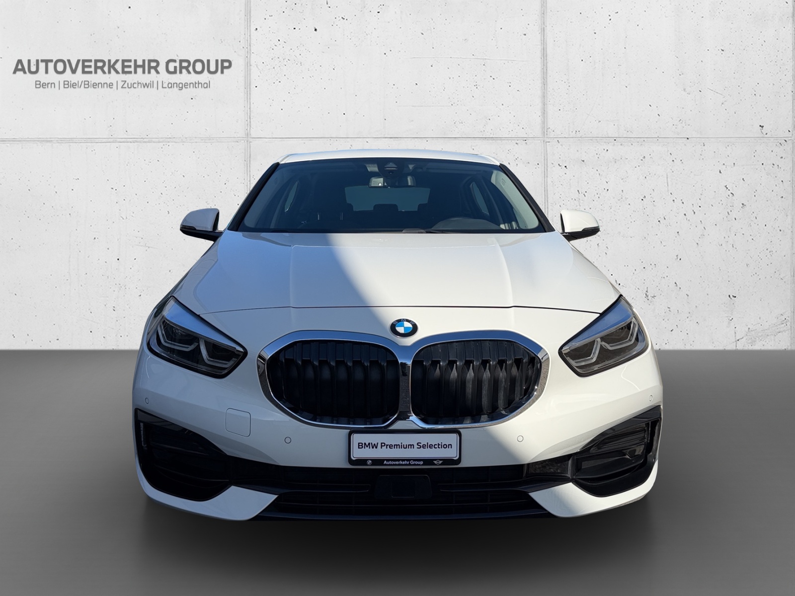 BMW 118i Sport Steptronic-image-7