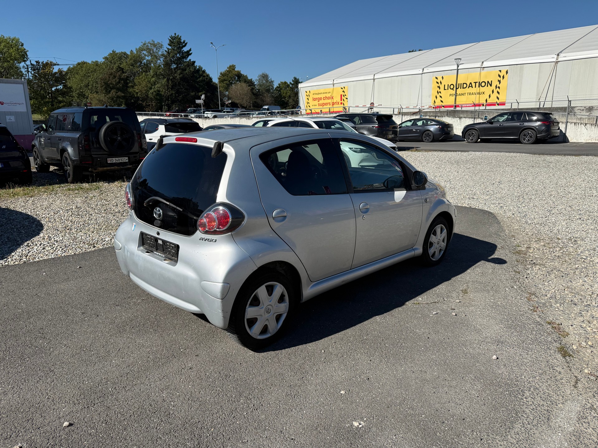 TOYOTA Aygo 1.0 Linea Terra-image-2