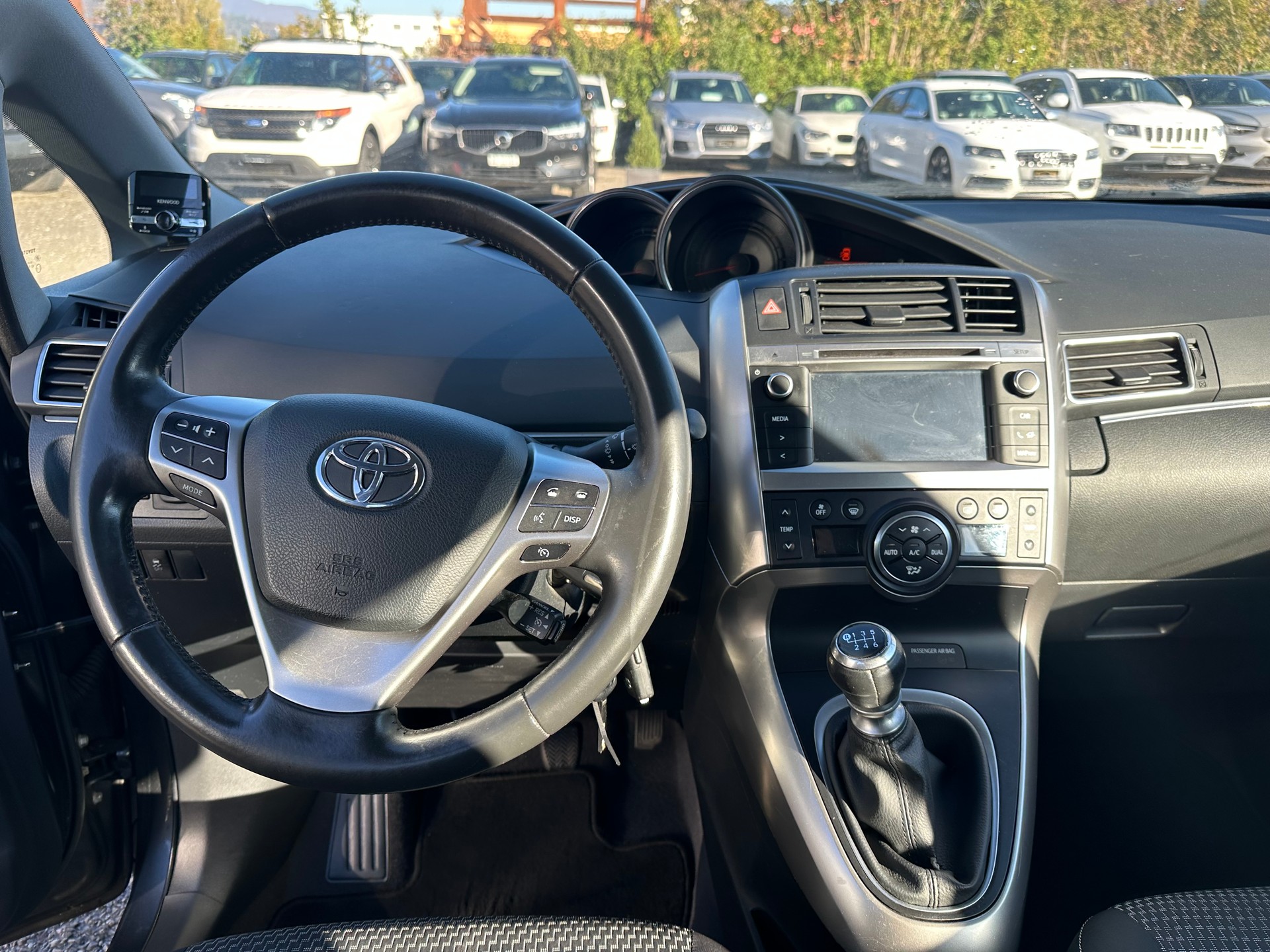 TOYOTA Verso 1.8 Luna-image-10