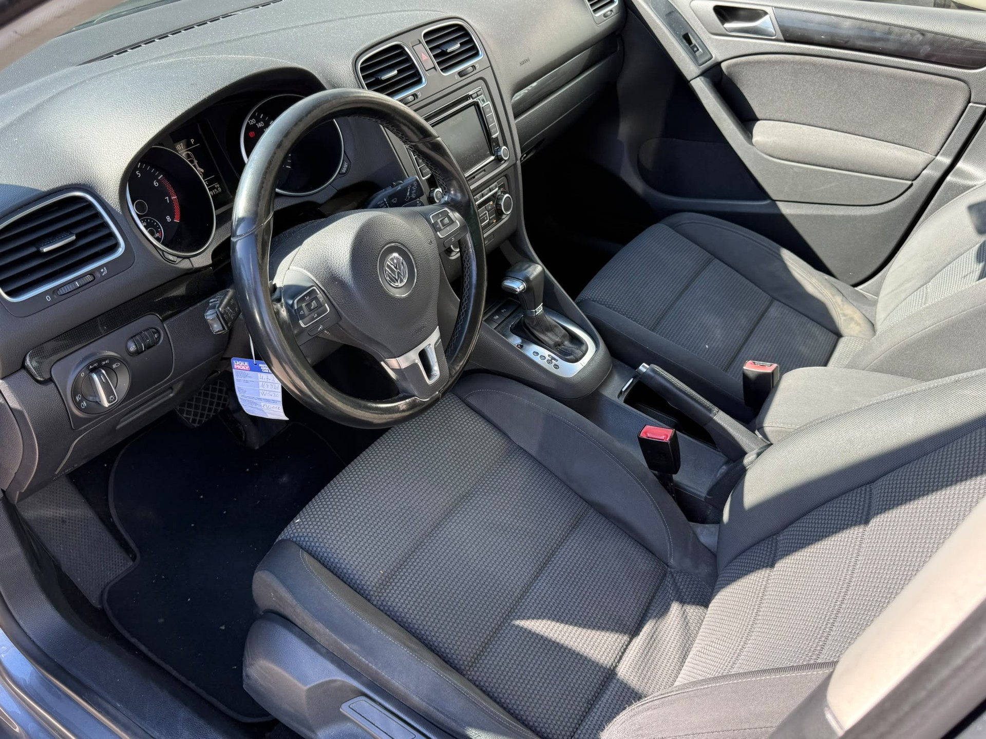 VW Golf 1.4 TSI Team DSG-image-8
