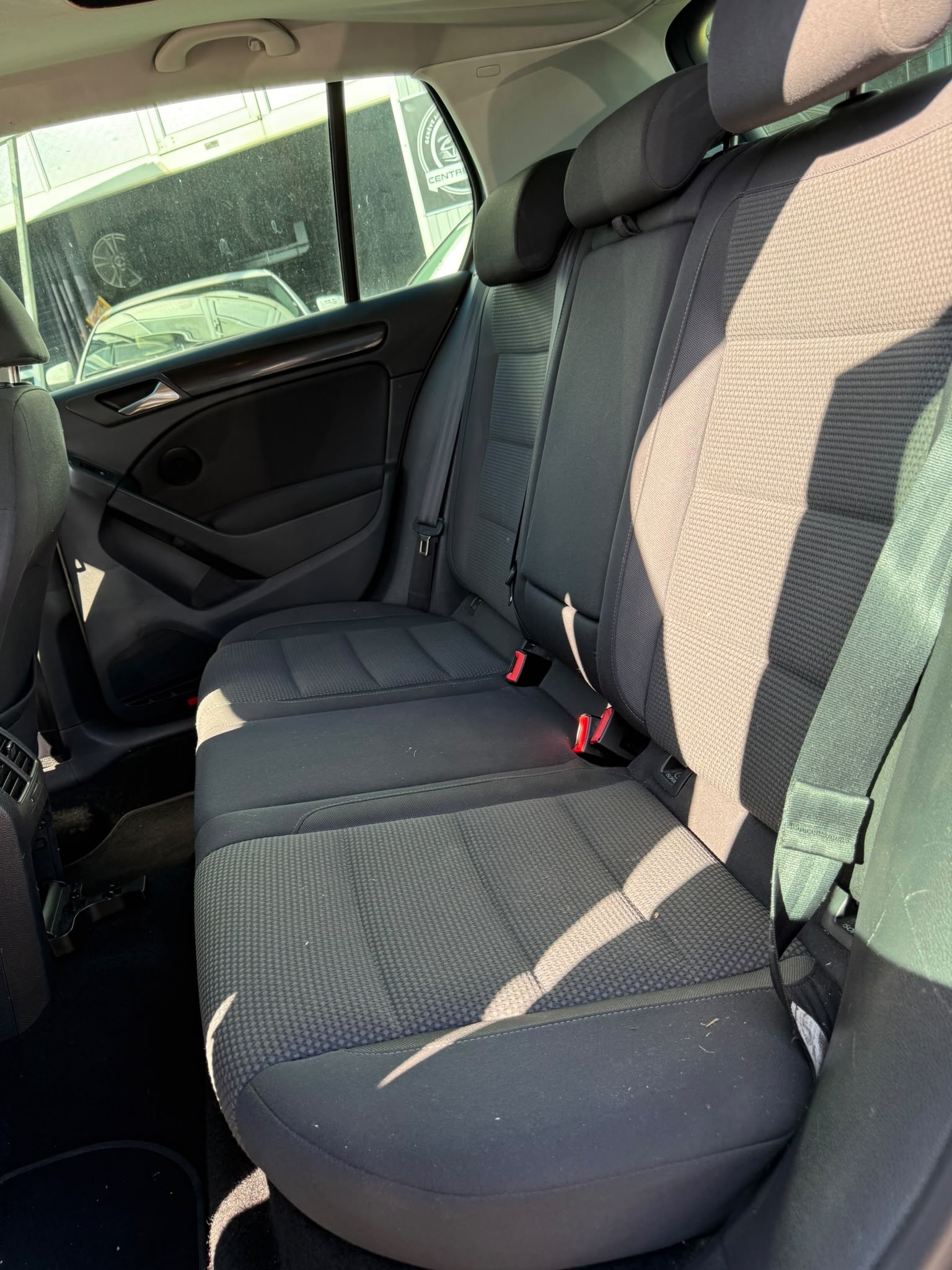 VW Golf 1.4 TSI Team DSG-image-9