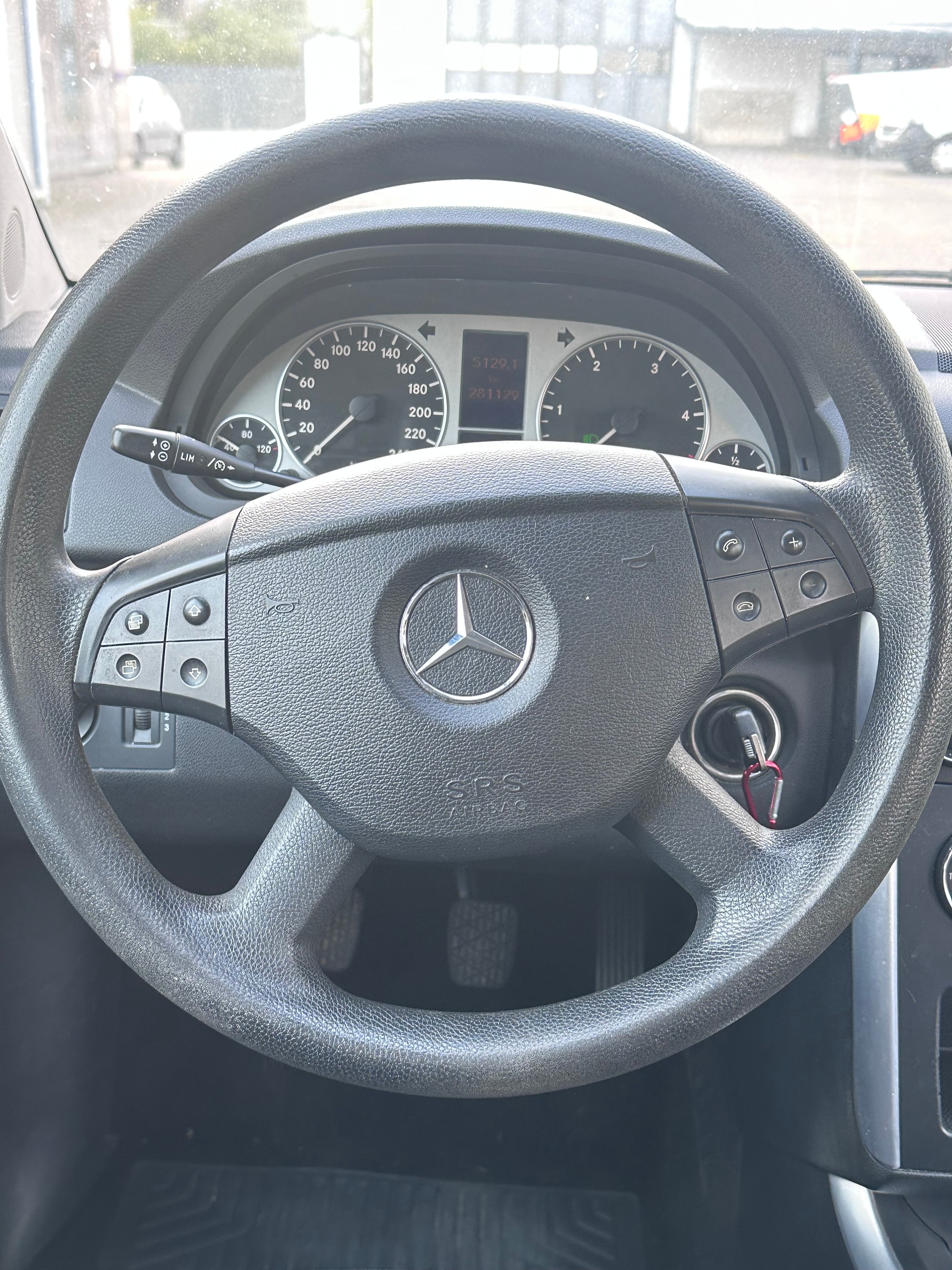 MERCEDES-BENZ B 180 CDI Klima, Multitasking Lenkrad, Parksensoren-image-15
