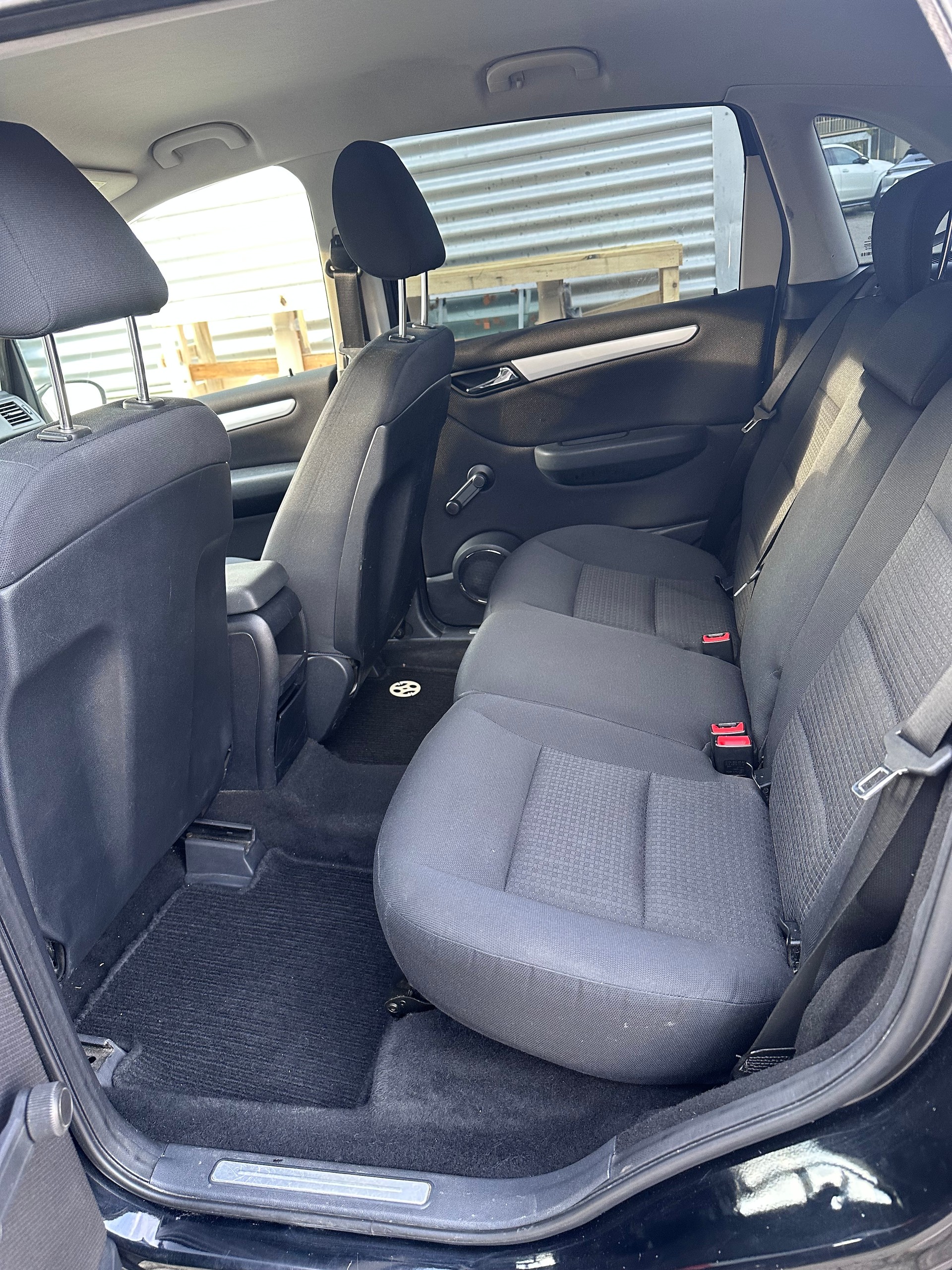 MERCEDES-BENZ B 180 CDI Klima, Multitasking Lenkrad, Parksensoren-image-10