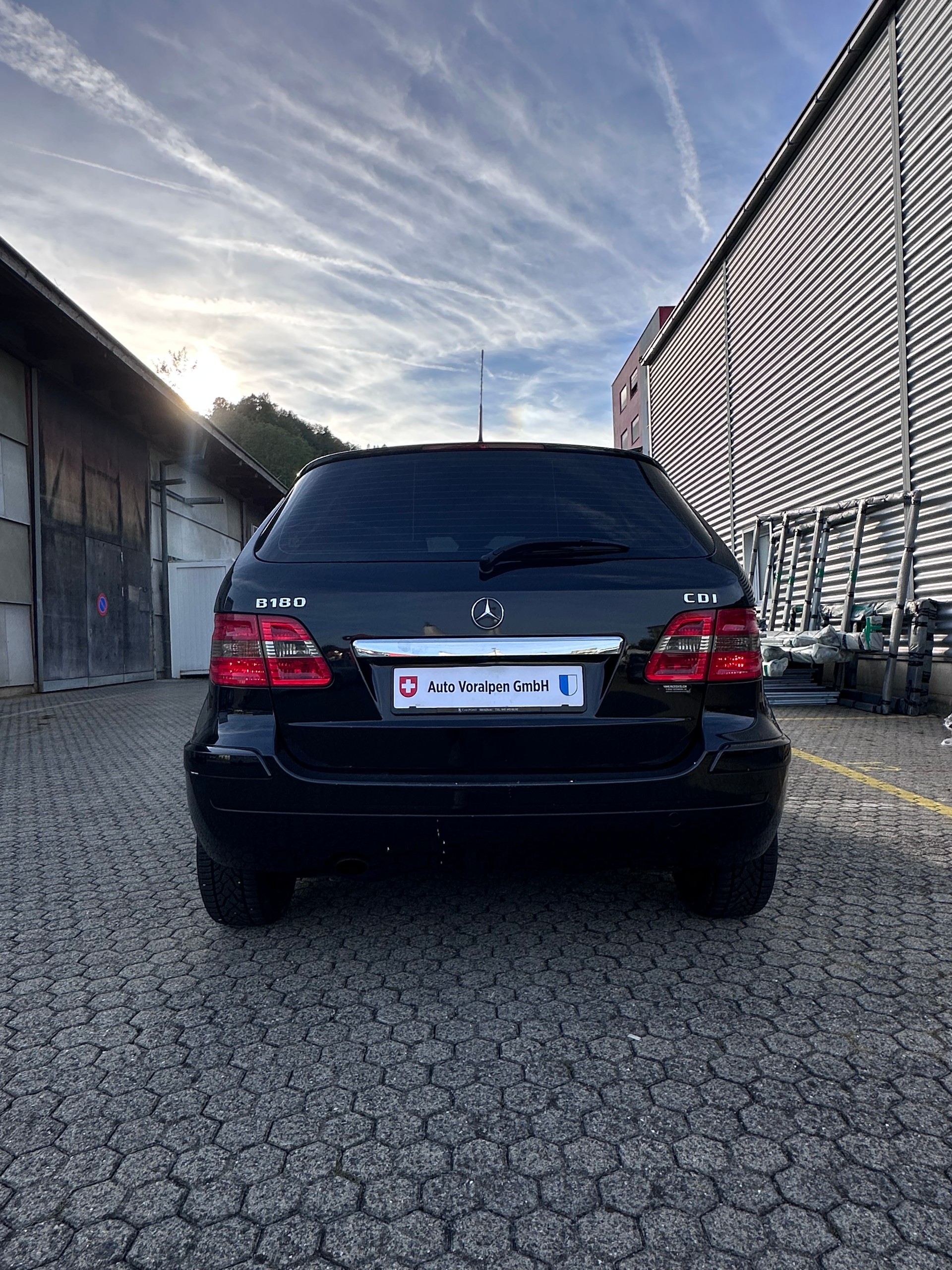 MERCEDES-BENZ B 180 CDI Klima, Multitasking Lenkrad, Parksensoren-image-5
