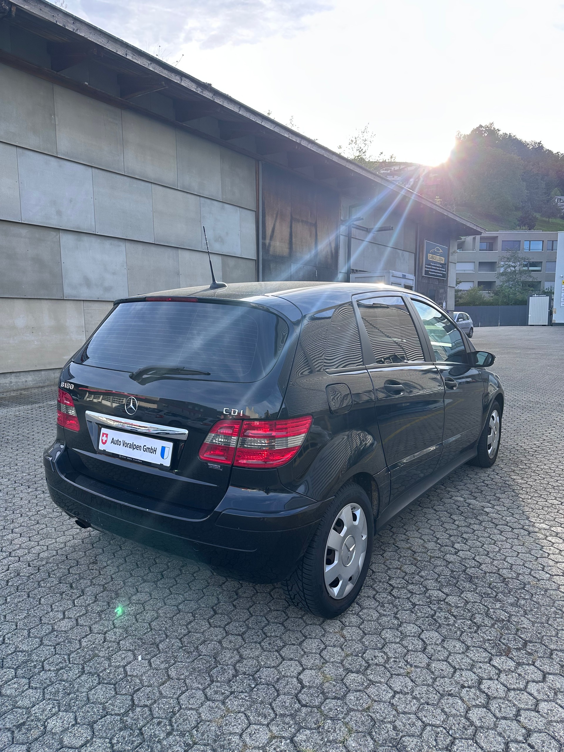 MERCEDES-BENZ B 180 CDI Klima, Multitasking Lenkrad, Parksensoren-image-7