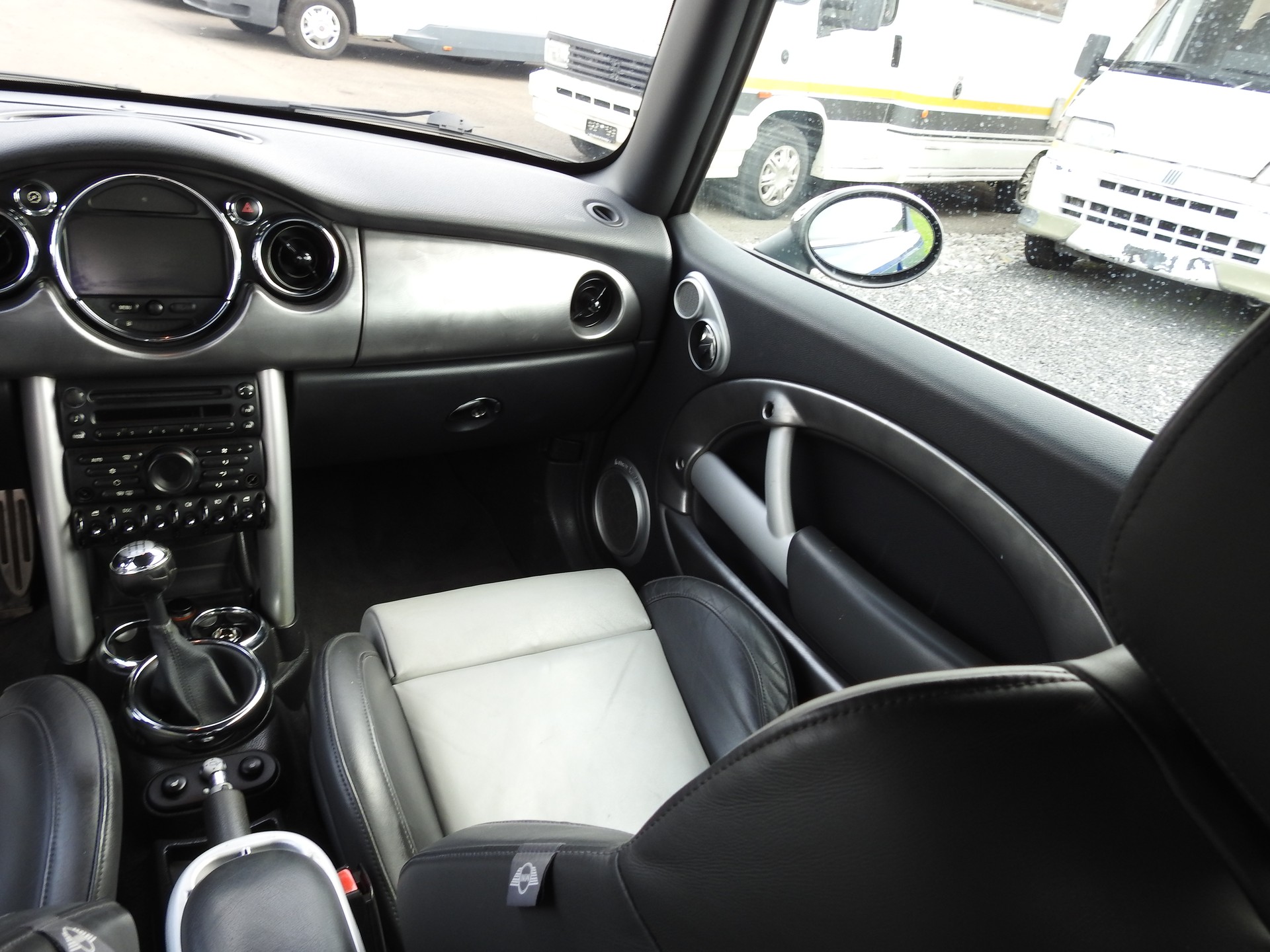 MINI Cooper S John Cooper Works Cabriolet-image-17
