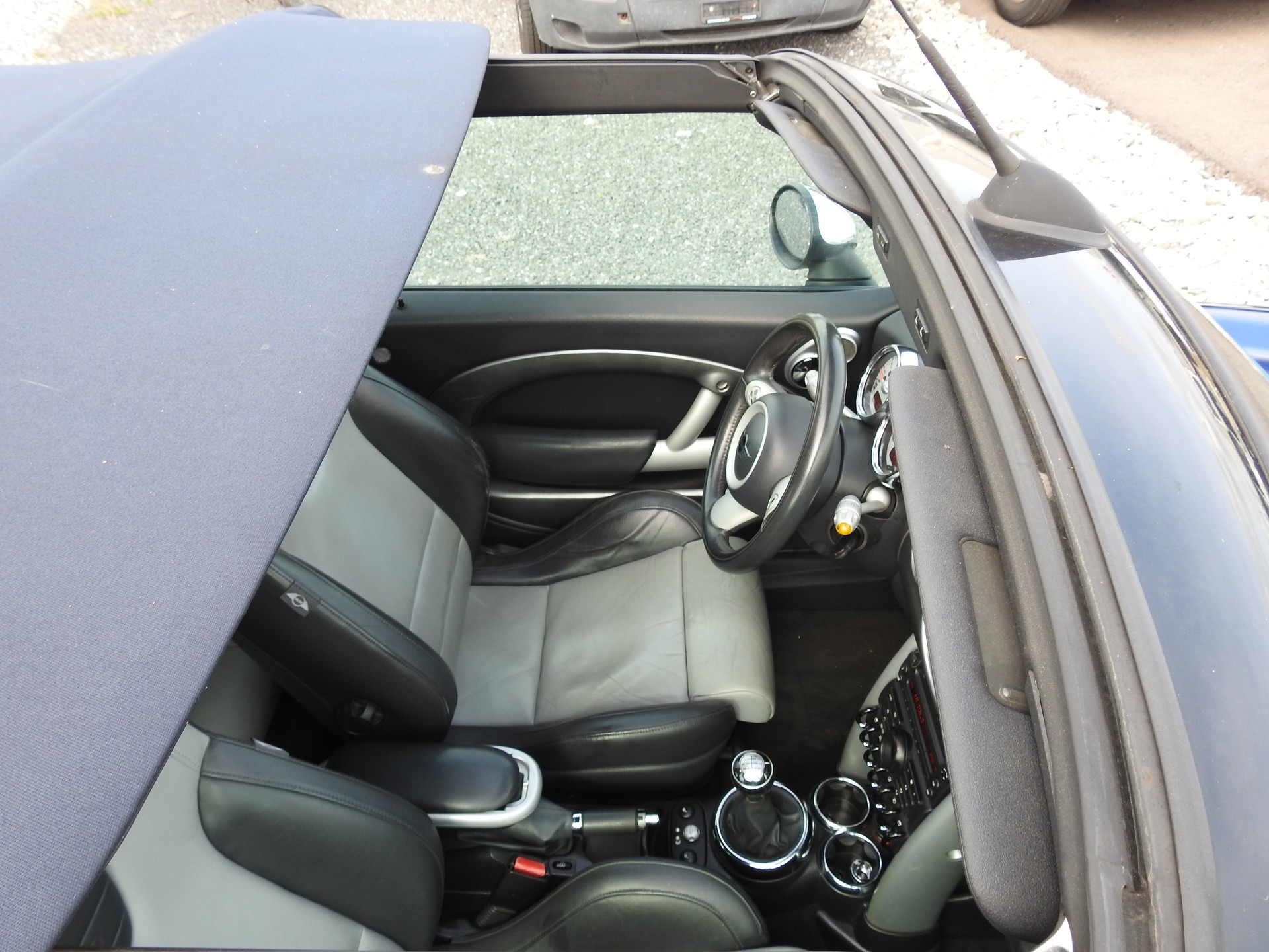MINI Cooper S John Cooper Works Cabriolet-image-28