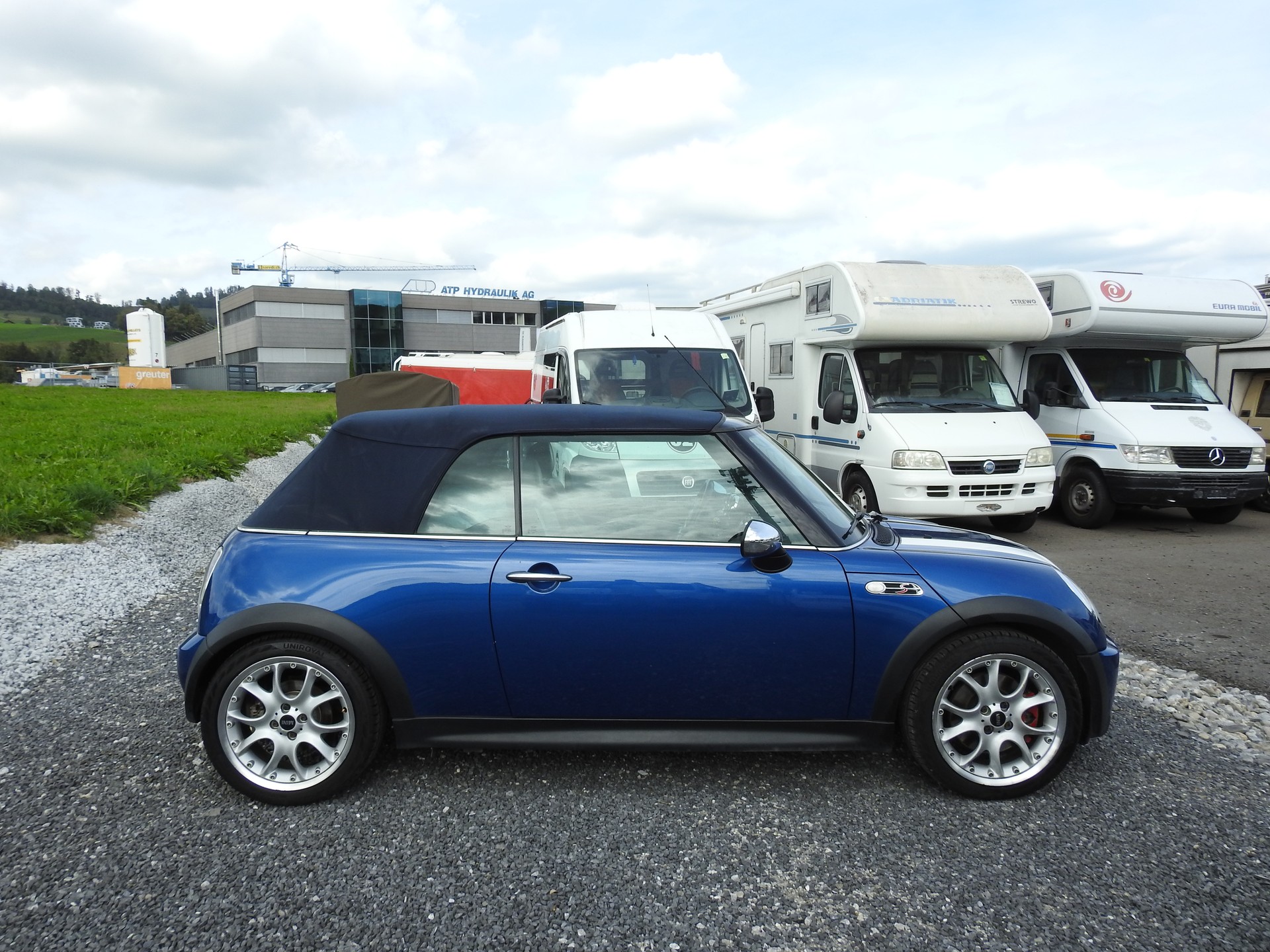 MINI Cooper S John Cooper Works Cabriolet-image-7
