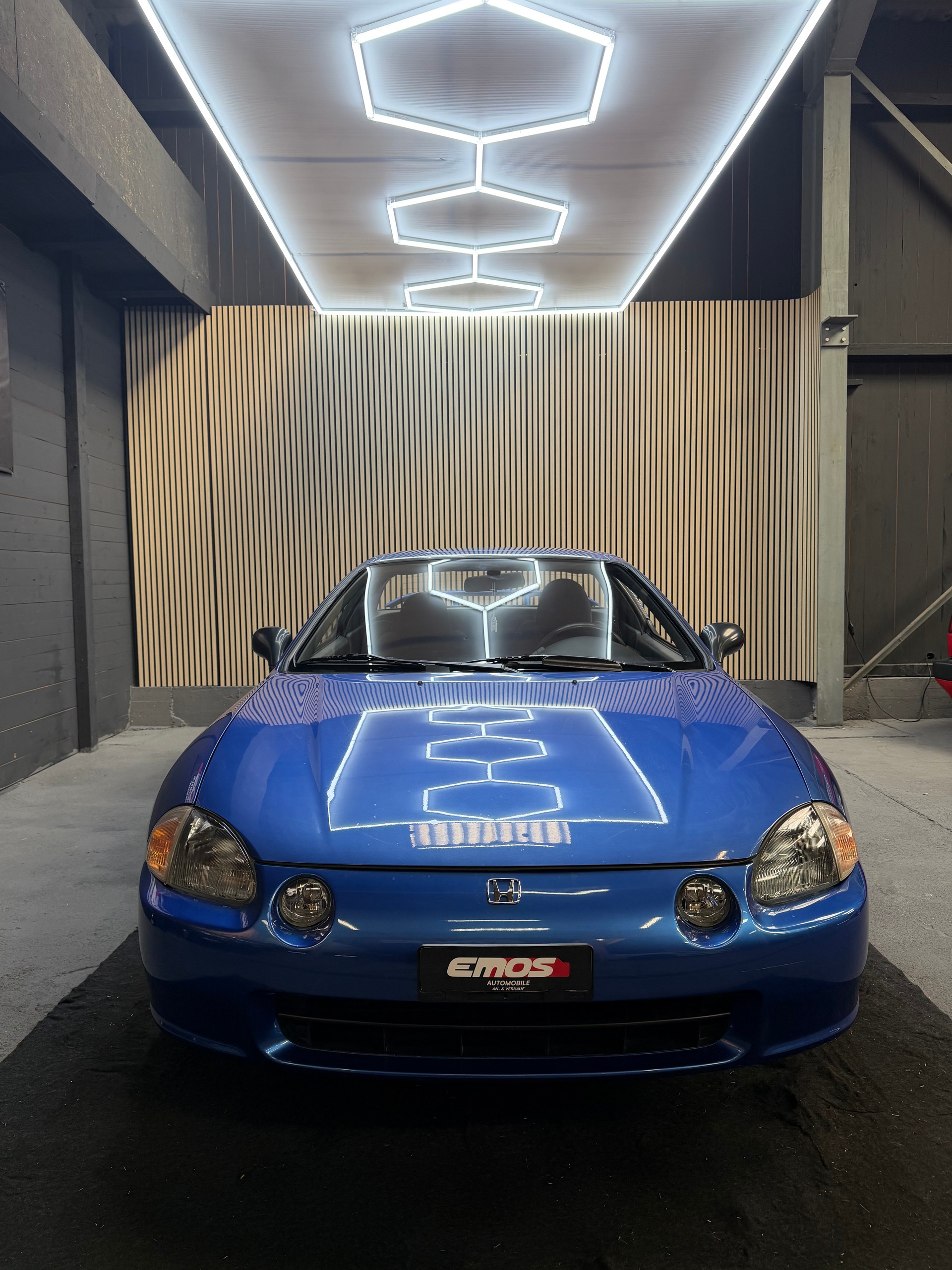 HONDA CRX 1.6i-16 V-TEC ESi-image-1