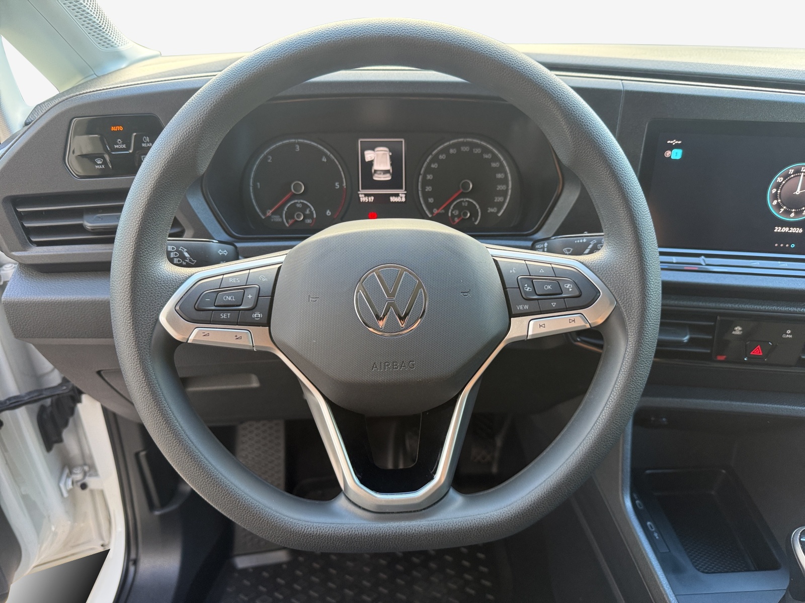 VW Caddy Cargo 2.0TDI Maxi-image-9