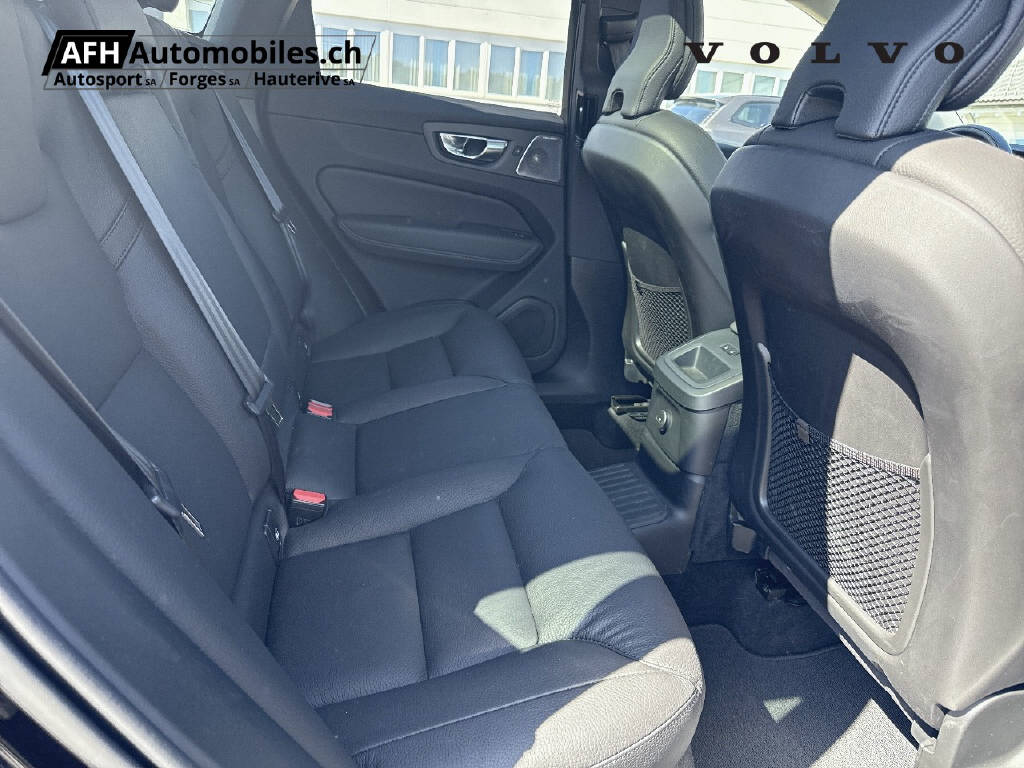 VOLVO XC60 2.0 T8 TE Inscription eAWD-image-15