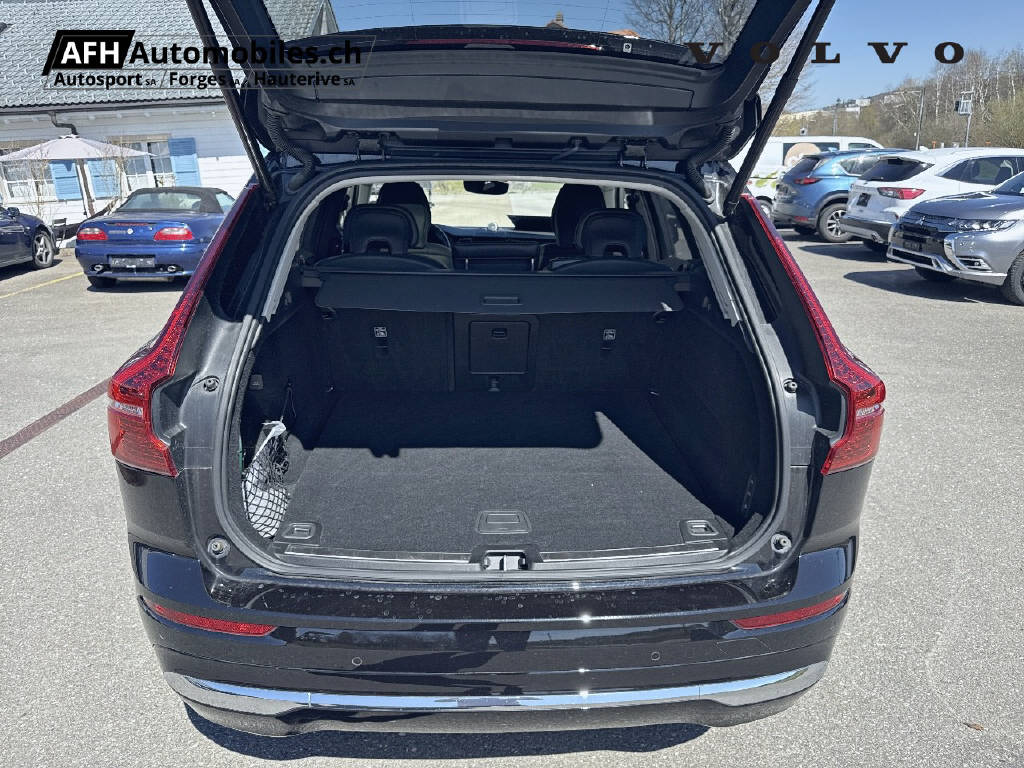 VOLVO XC60 2.0 T8 TE Inscription eAWD-image-9