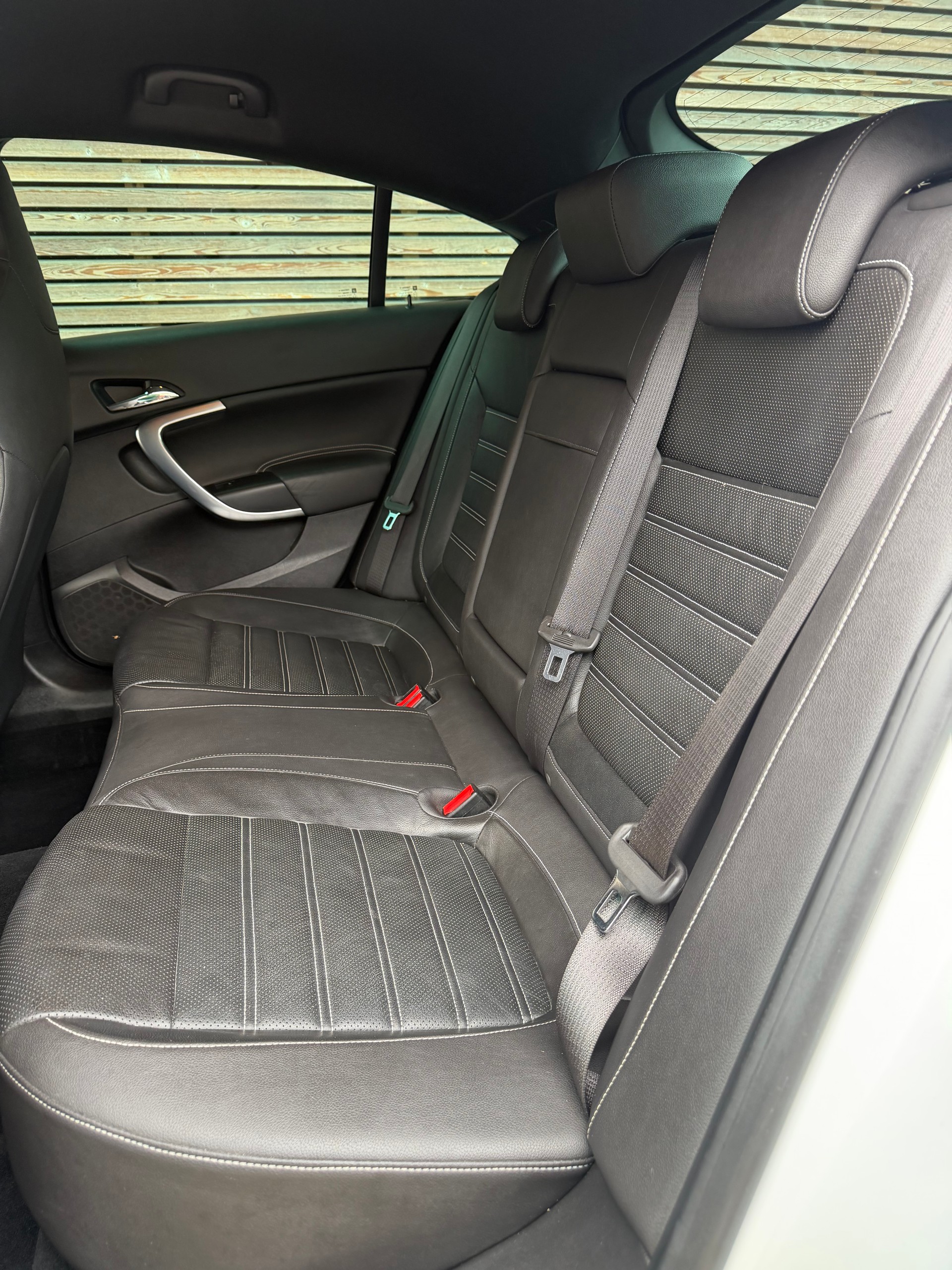 OPEL Insignia 2.8 Turbo OPC Unlimited 4WD Automatic-image-13