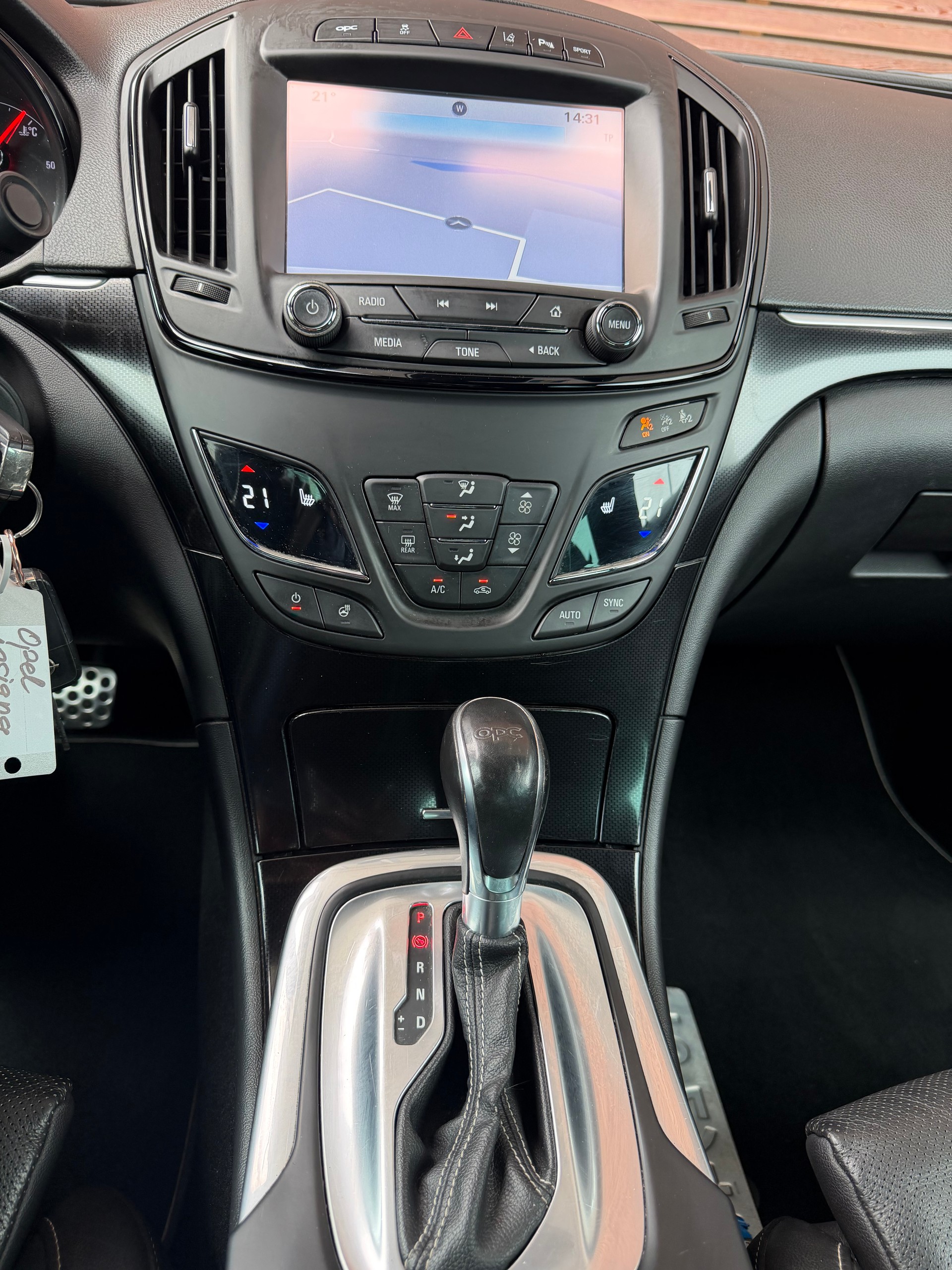 OPEL Insignia 2.8 Turbo OPC Unlimited 4WD Automatic-image-12