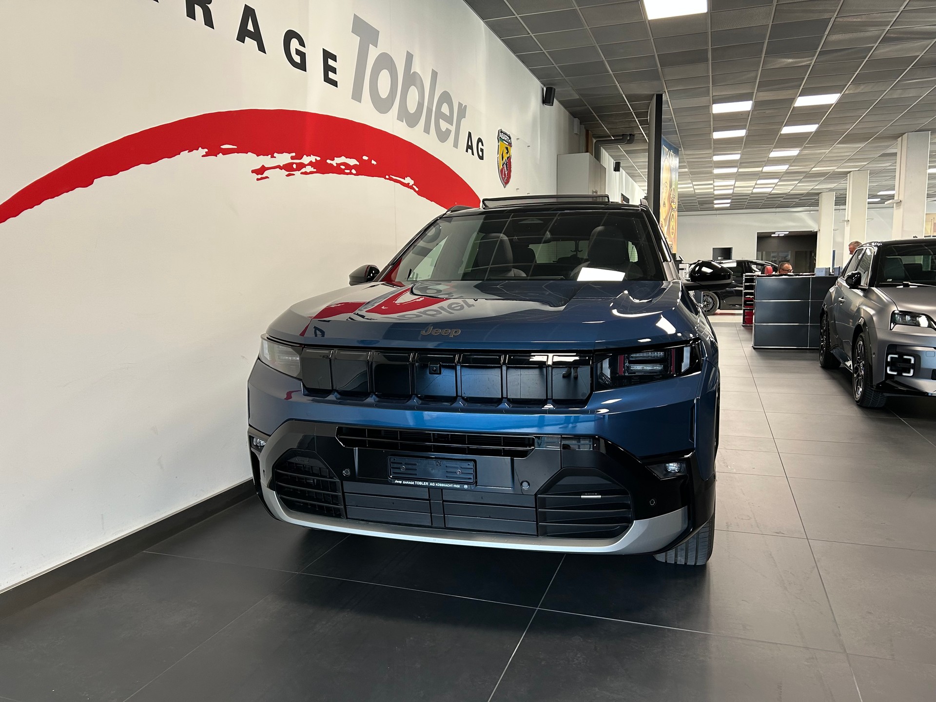 JEEP Compass 1.2 T e-Hybrid First Edition-showroom-element-3