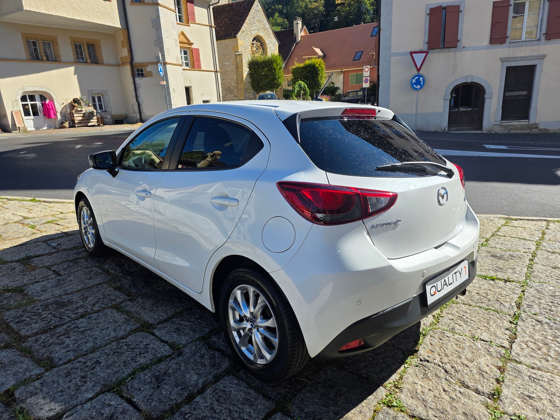 MAZDA 2 1.5i 16V Skyactiv-G Ambition Plus-image-5