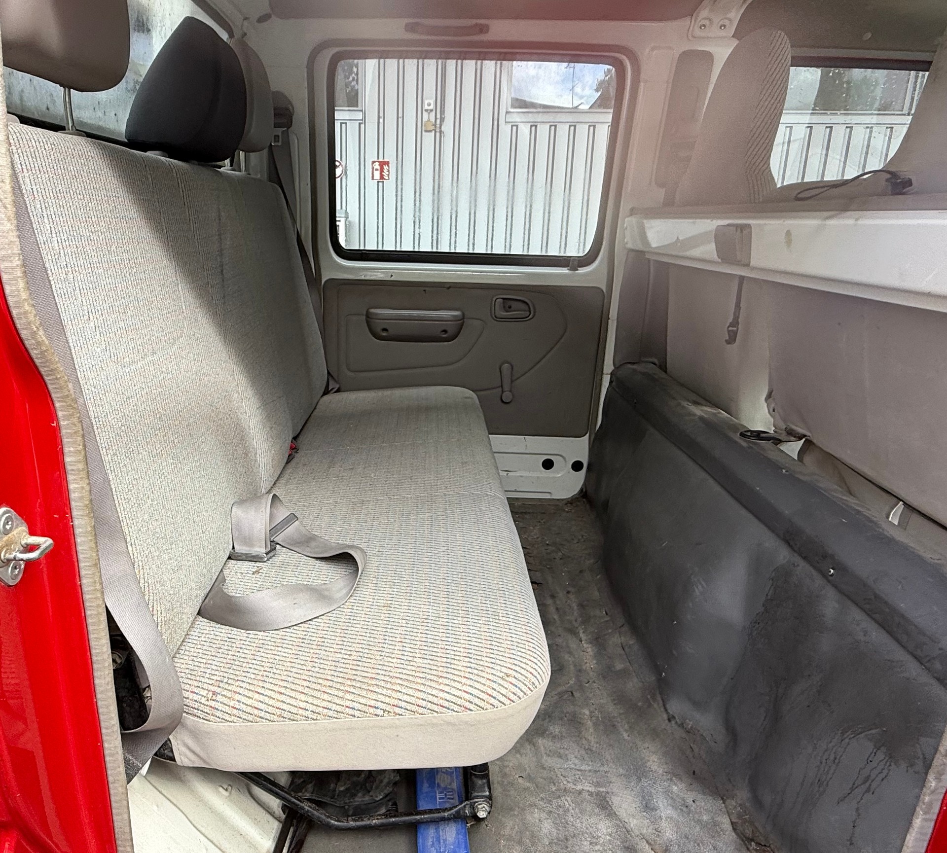 TOYOTA Dyna 100 2.5 D-4D-image-6