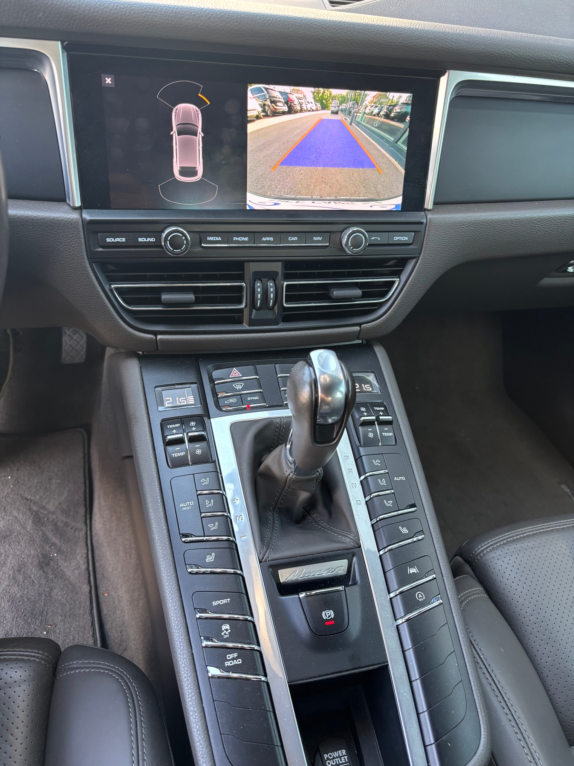 PORSCHE Macan PDK-image-12
