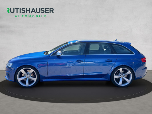 AUDI RS4 Avant 4.2 FSI quattro-image-1