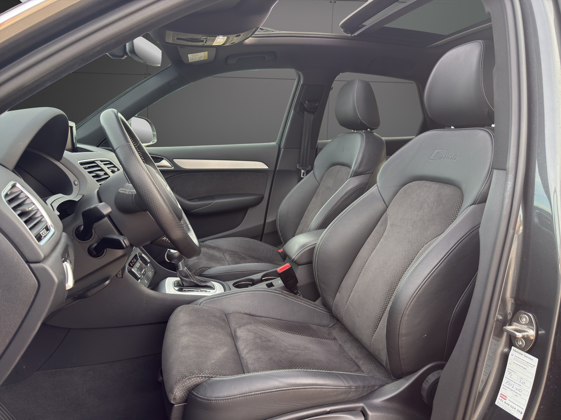 AUDI Q3 2.0 TDI quattro S-tronic-image-6