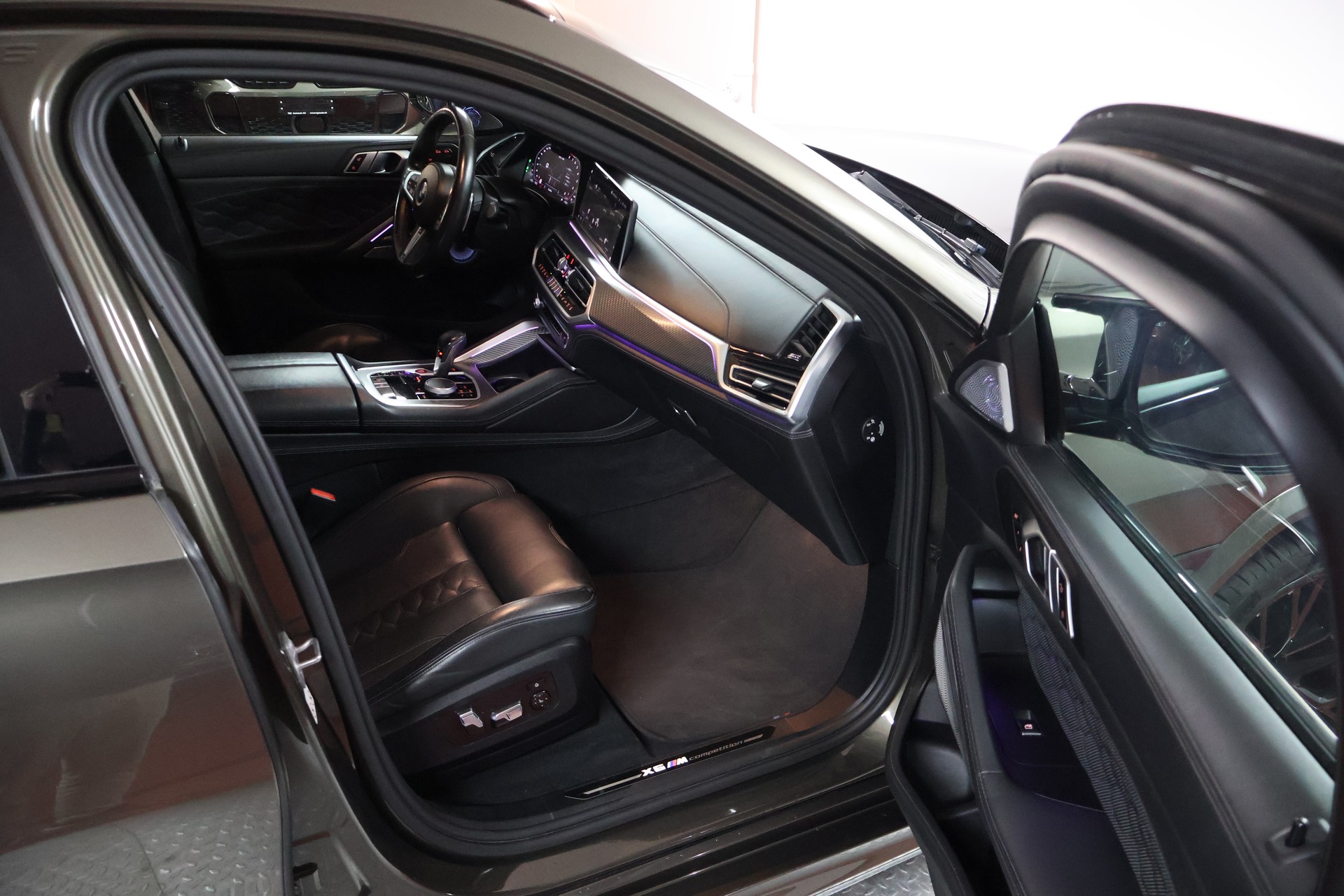 BMW X6M Steptronic M Competition-image-14