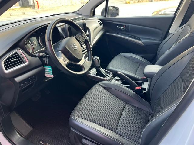 SUZUKI S-Cross 1.4 T Compact Top Hybrid 4x4-image-3