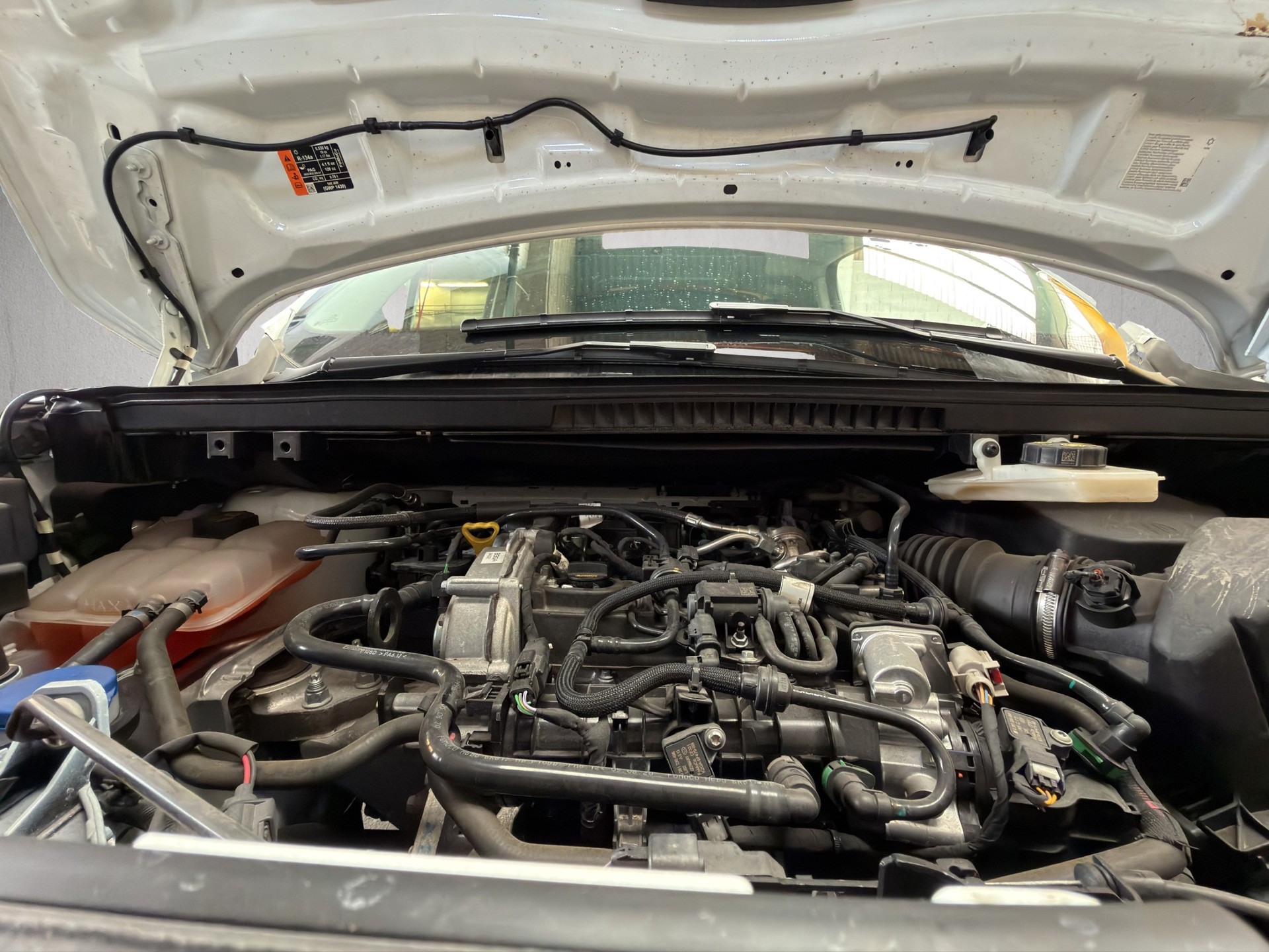 FORD Transit Connect Van T210 1.0 EcoBoost Ambiente-image-10