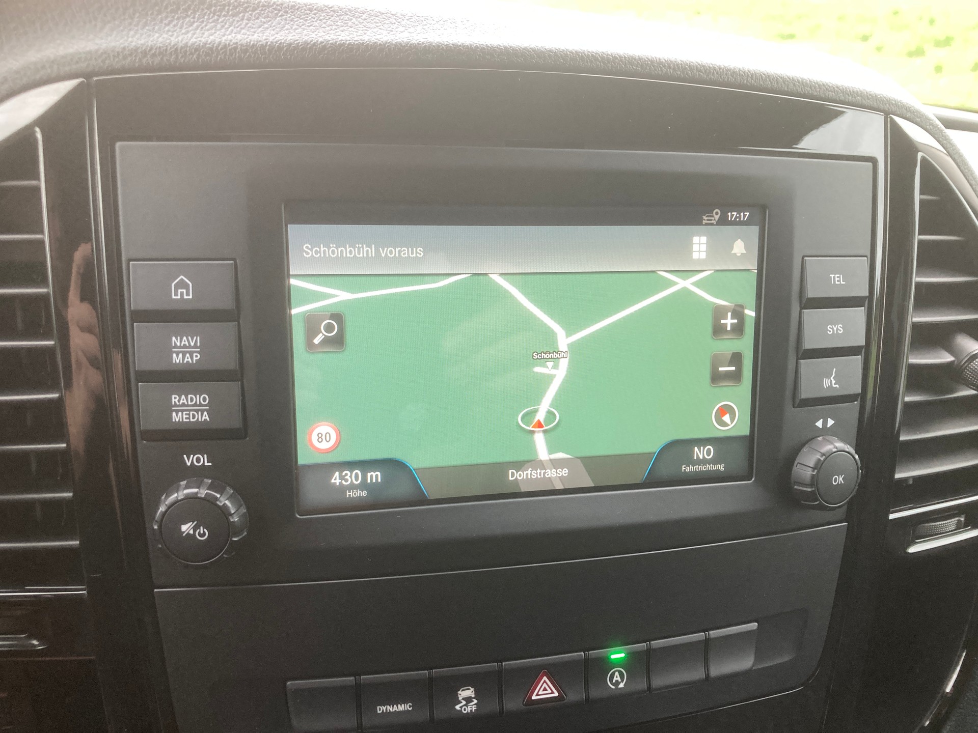 MERCEDES-BENZ Vito 116 CDI Lang Select Family Tourer 4Matic 9G-Tronic mit Anhängerkupplung-image-13