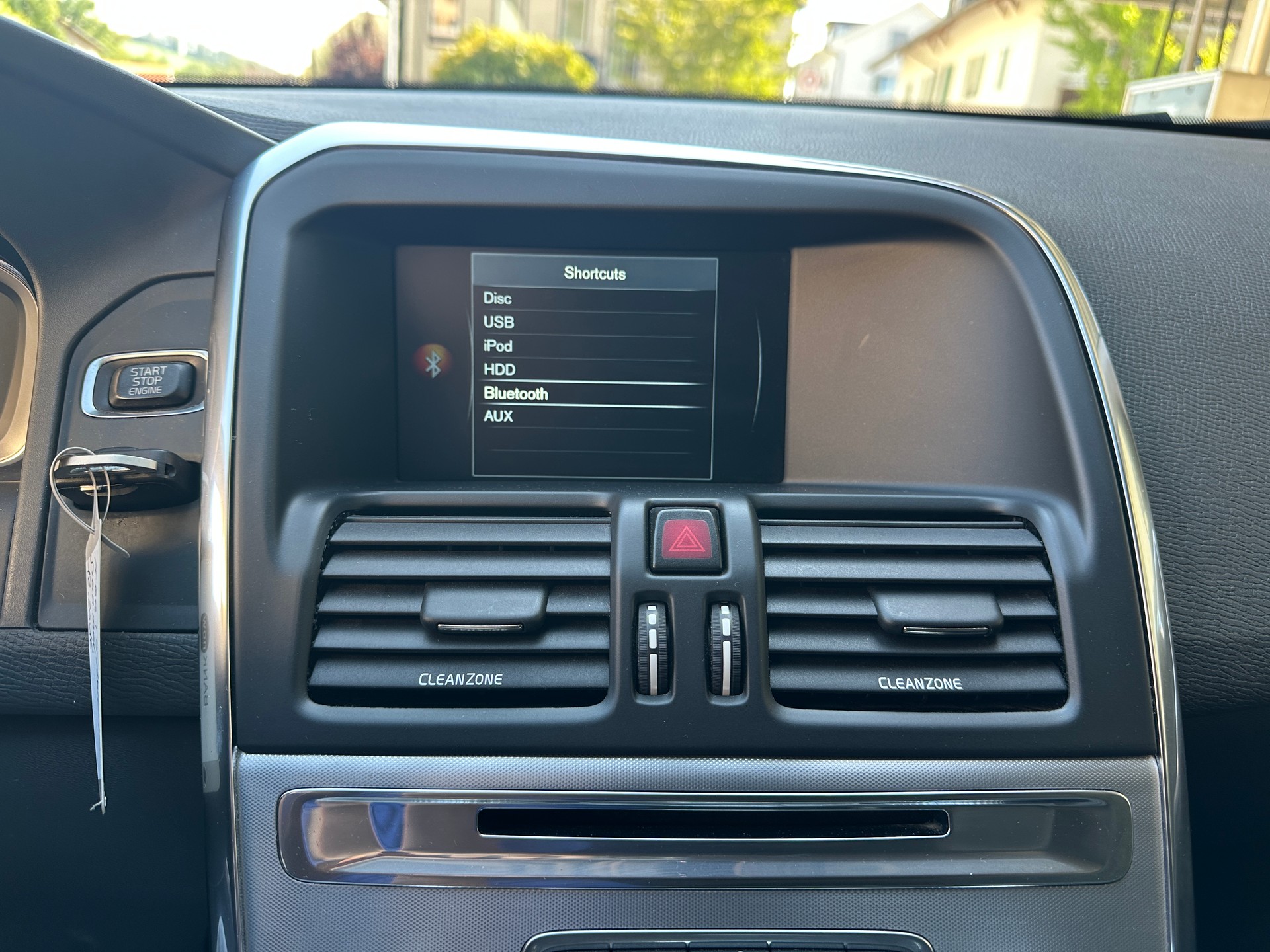 VOLVO XC60 T5 AWD Summum Geartronic-image-10