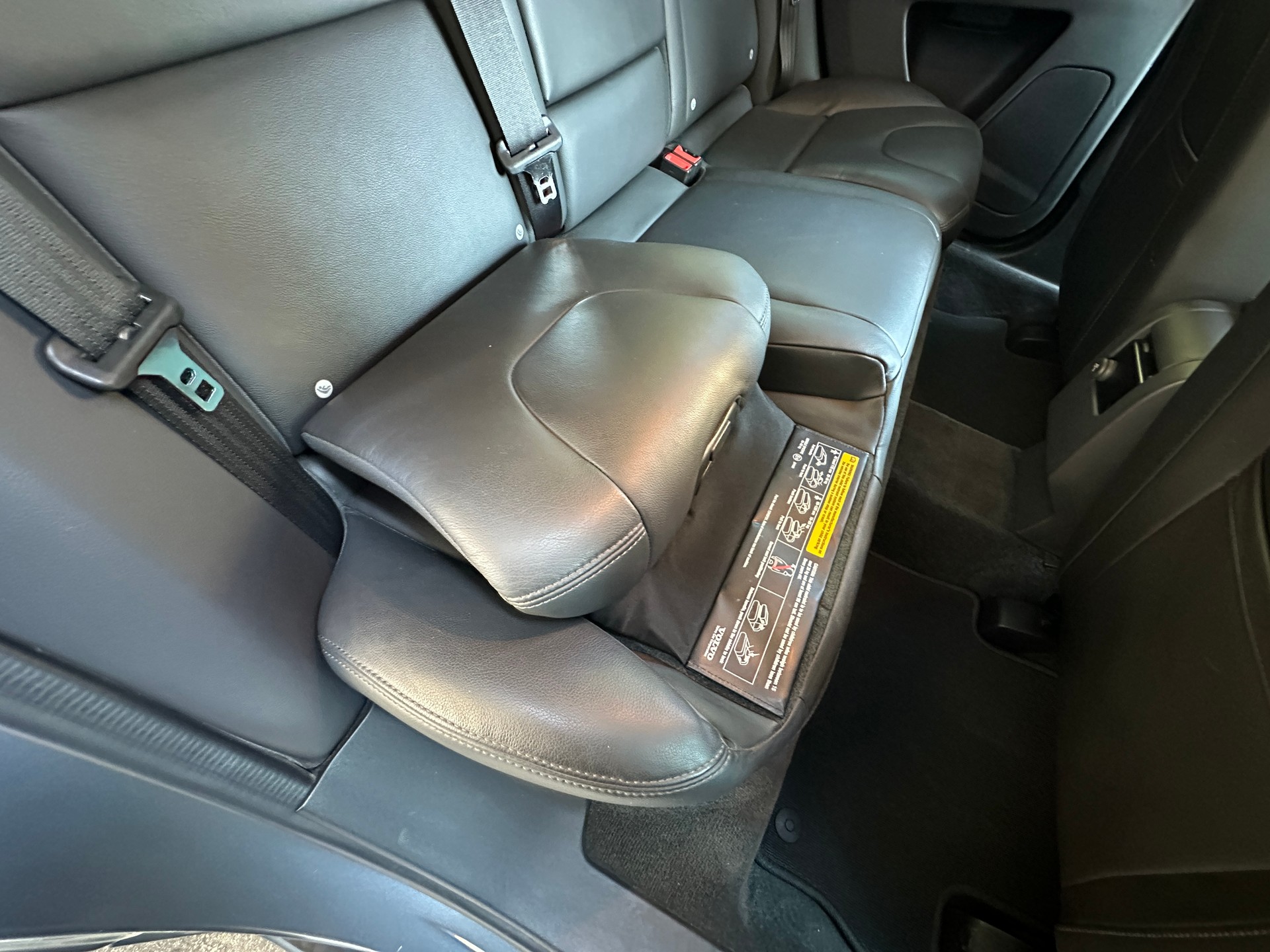 VOLVO XC60 T5 AWD Summum Geartronic-image-19