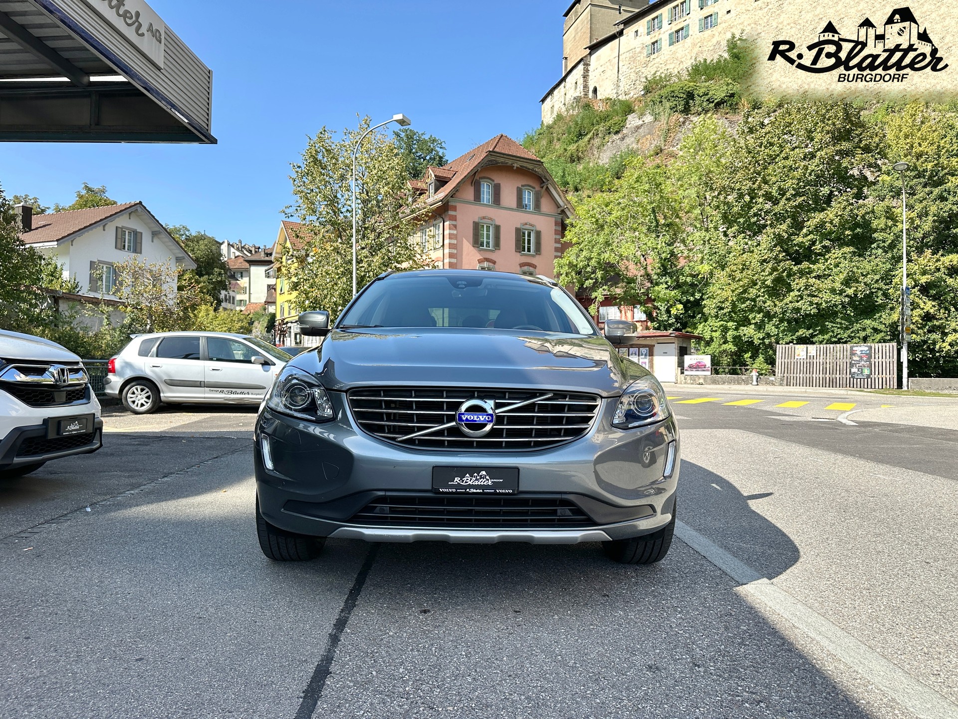 VOLVO XC60 T5 AWD Summum Geartronic-showroom-element-1