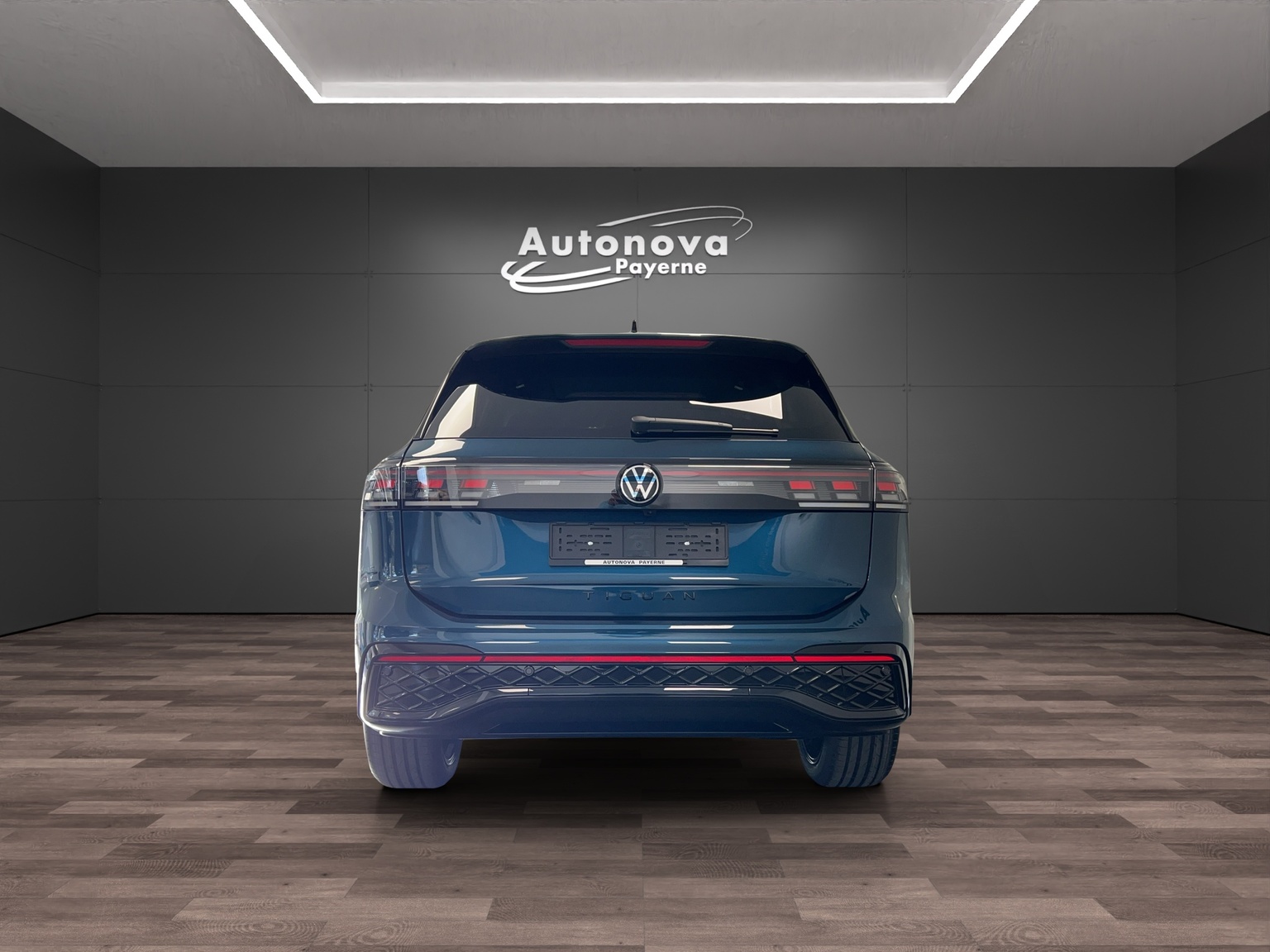 VW Tiguan 2.0 TSI DSG R-Line 4Motion-image-4