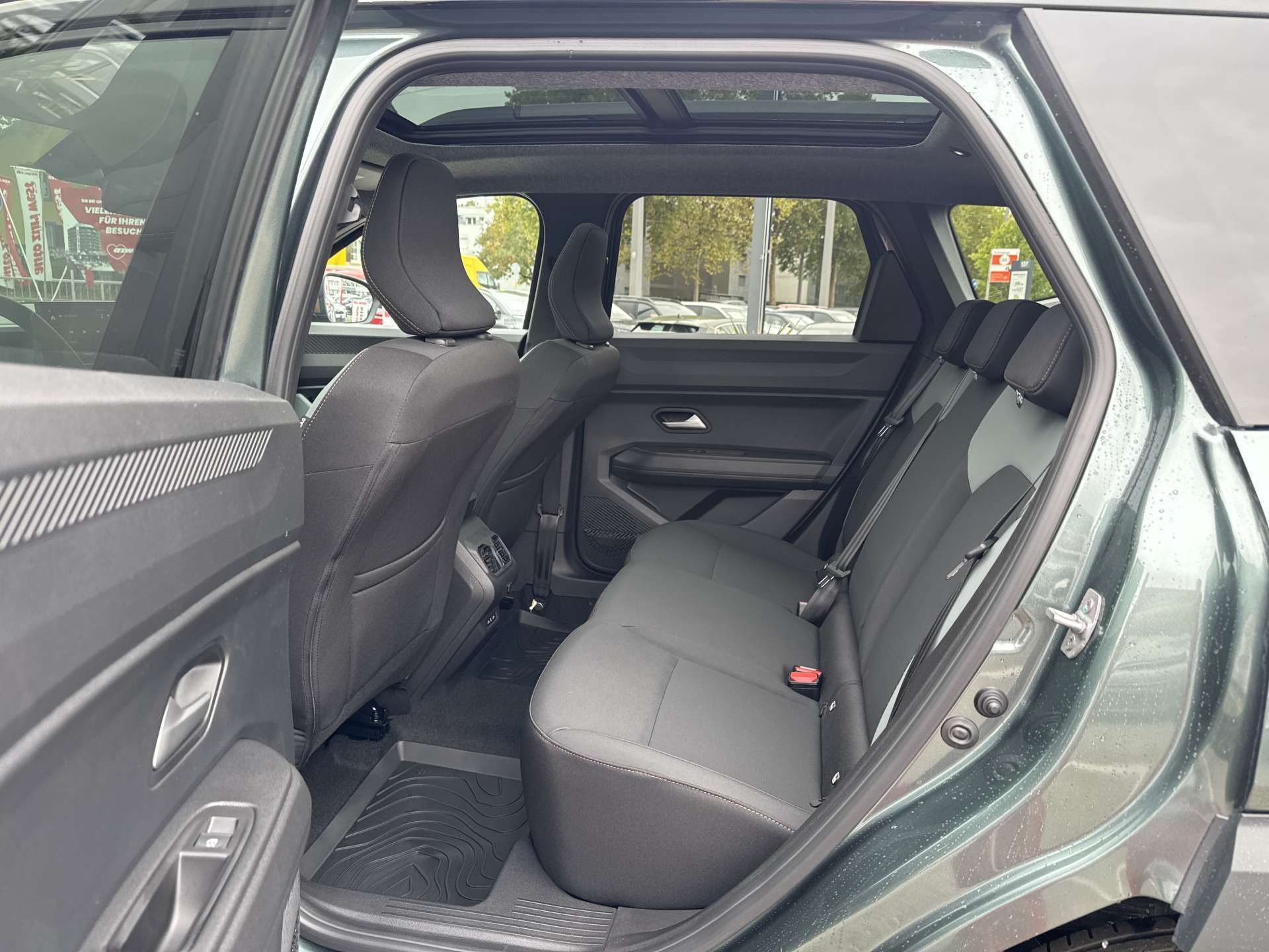 DACIA Bigster HEV 155 Extreme Automat-image-6