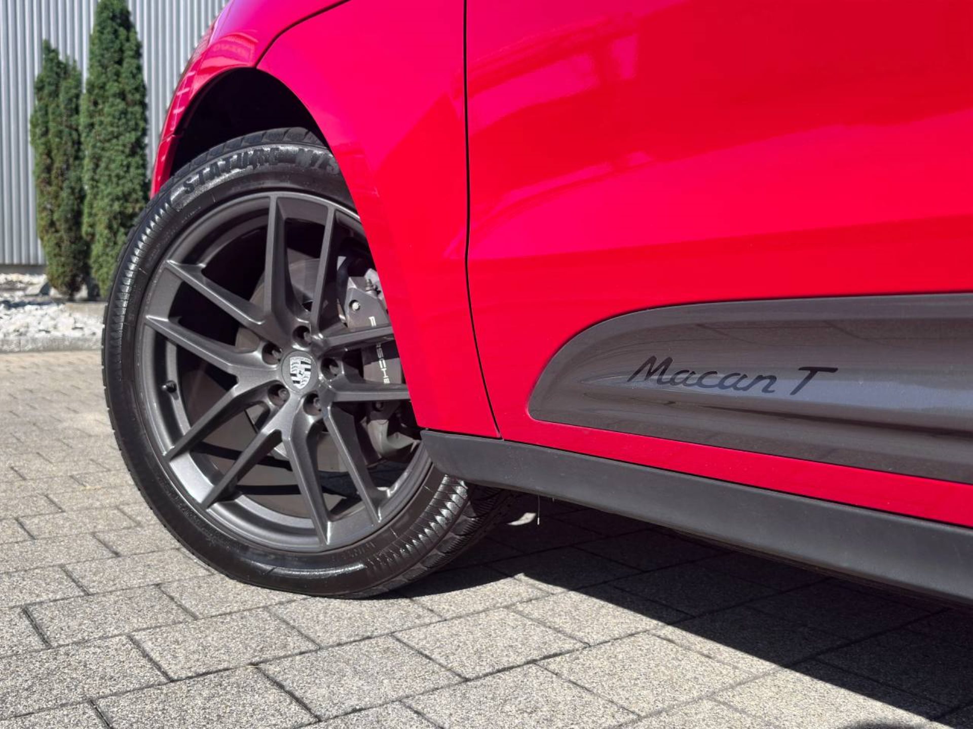 PORSCHE Macan T-image-12