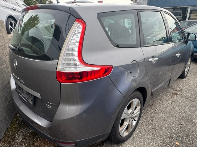 RENAULT Grand Scénic 1.4 16V Turbo Dynamique-image-2