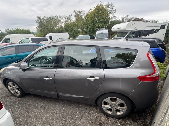 RENAULT Grand Scénic 1.4 16V Turbo Dynamique-image-3