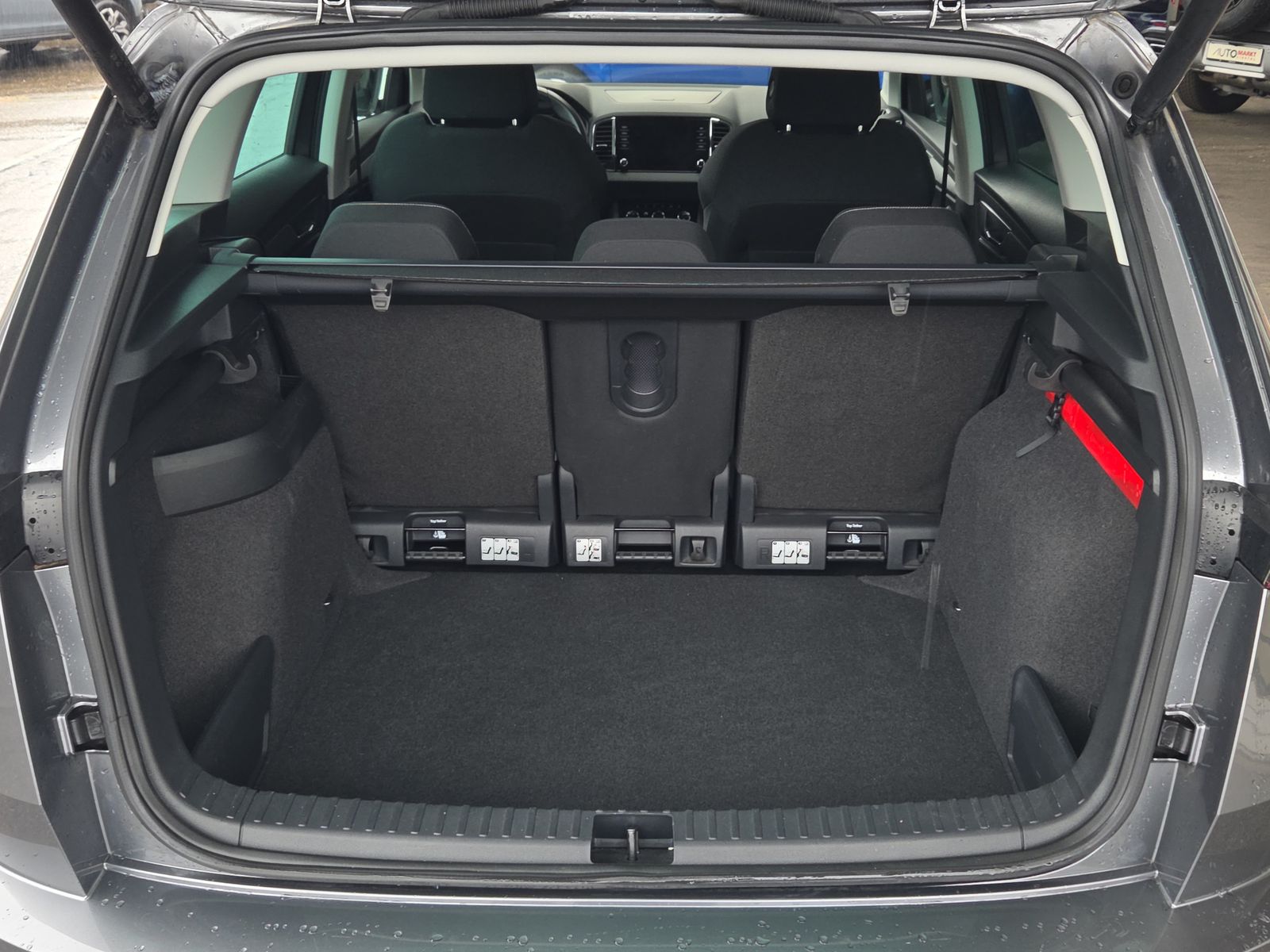 SKODA Karoq 1.5 TSI Style DSG-image-9