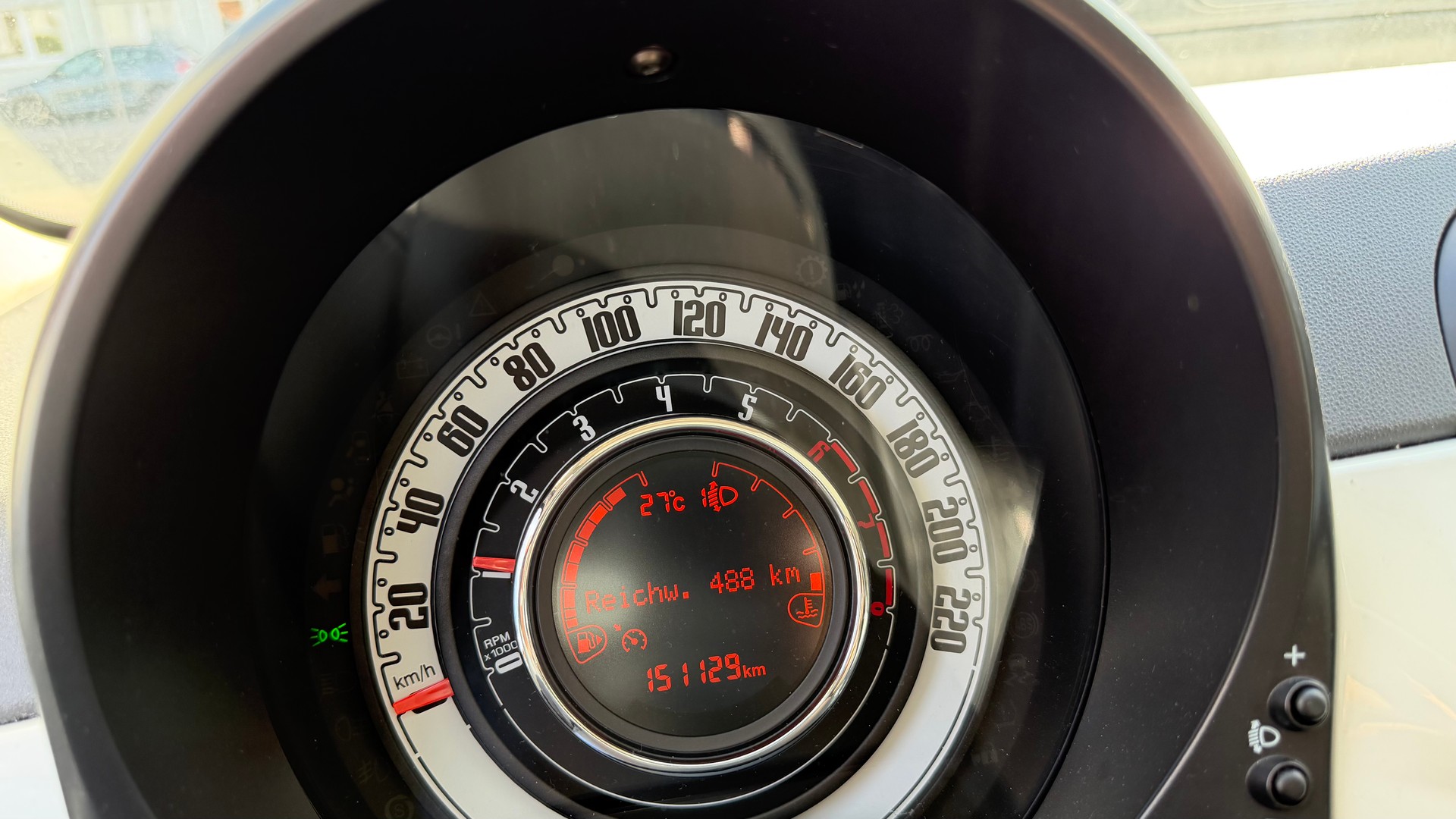 FIAT 500 0.9 Twinair Turbo Lounge-image-12